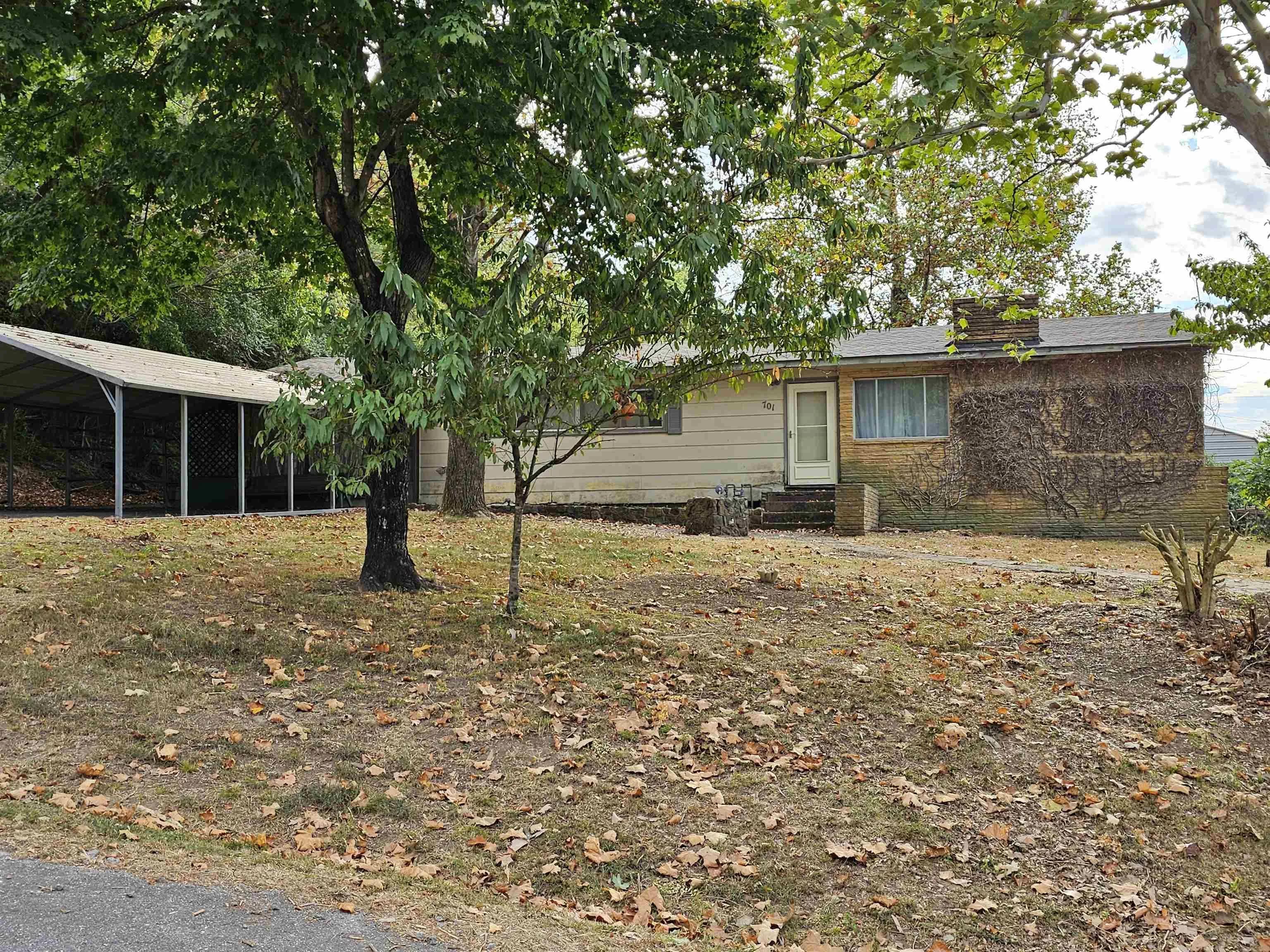 Property at 701 N 3rd - Image 5