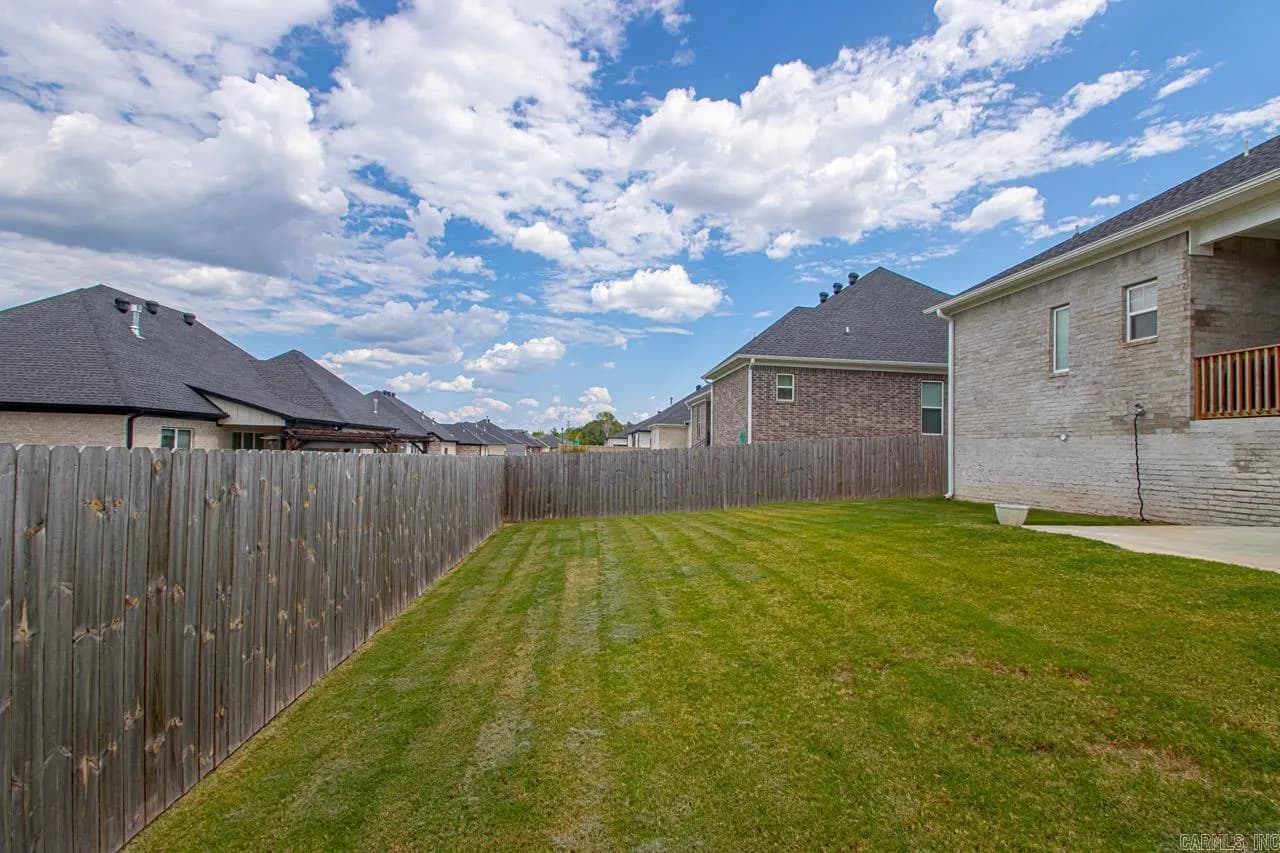 Property at 2518  Overcup - Image 45