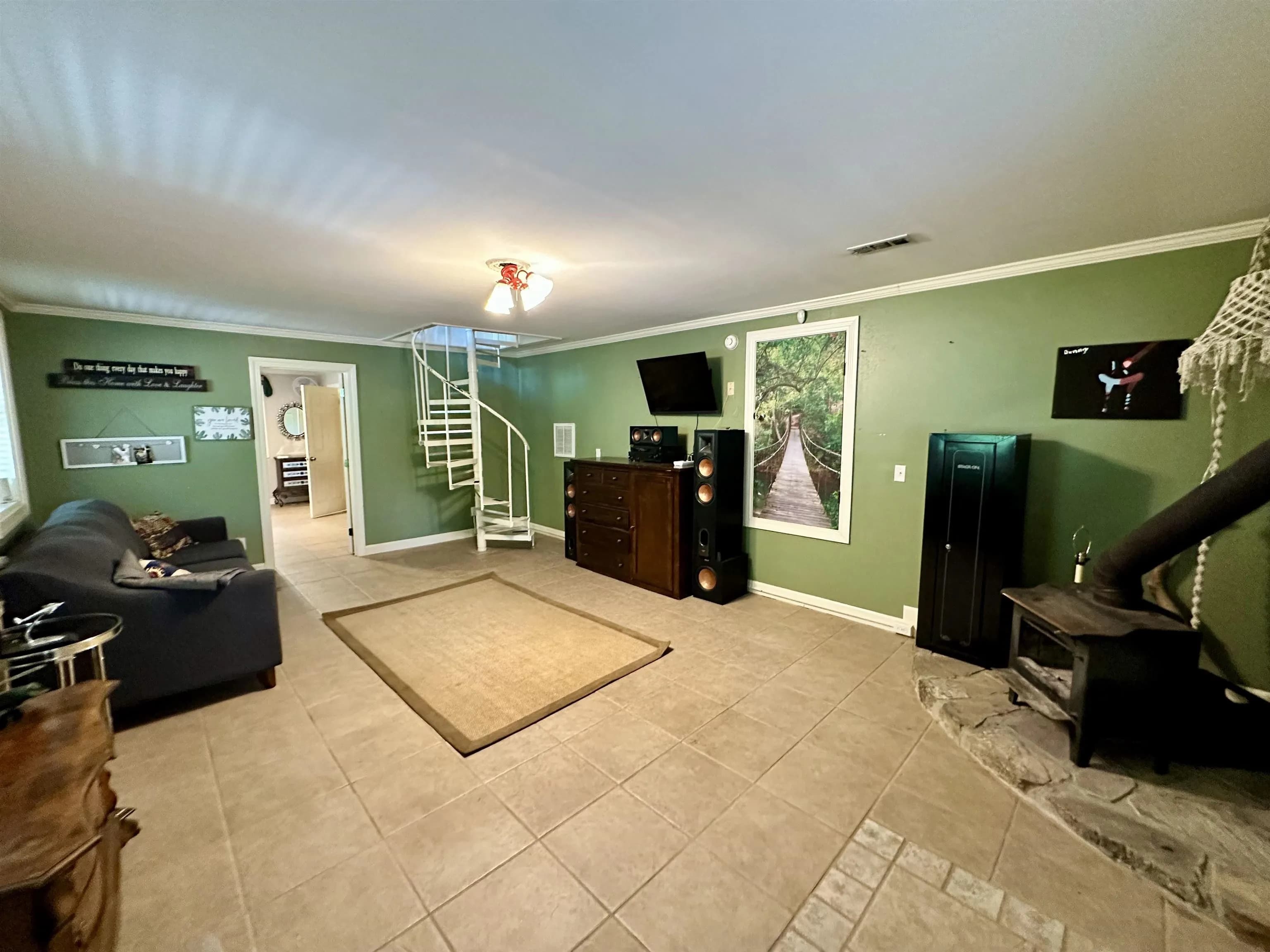 Property at 137  Melmar - Image 17