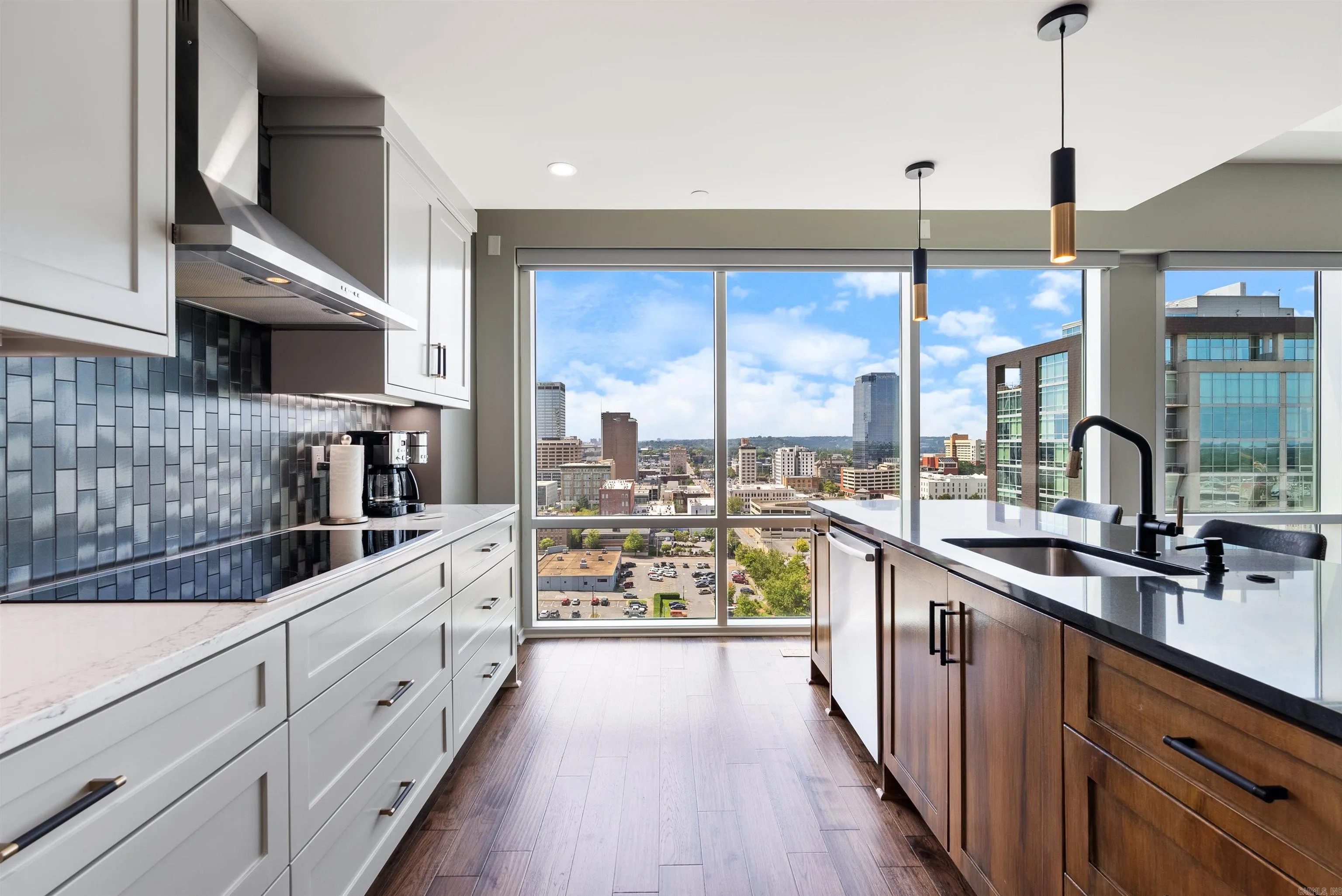 Property at 315  Rock, 1506 - Image 20