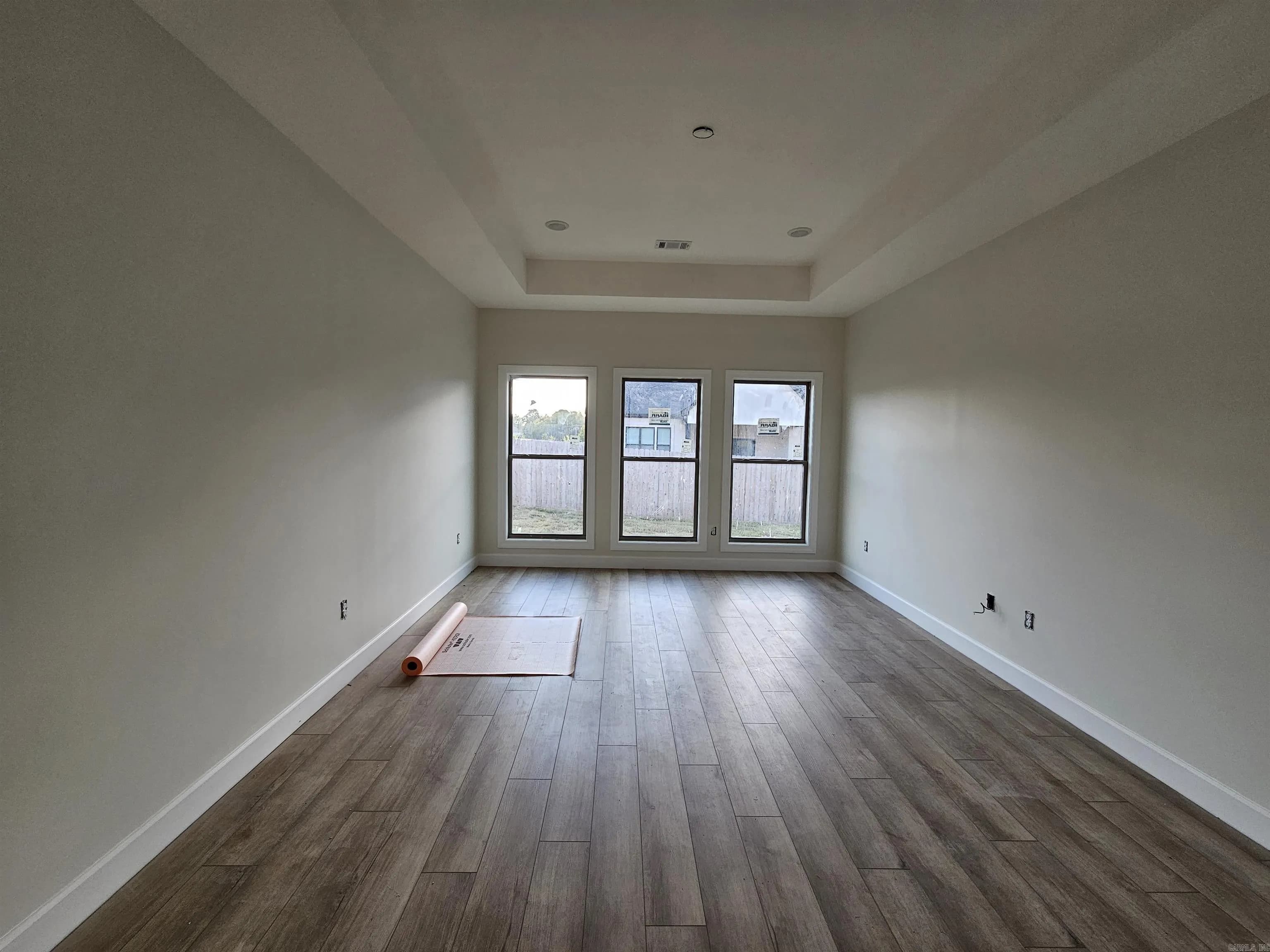 Property at 3313  Valencia - Image 7