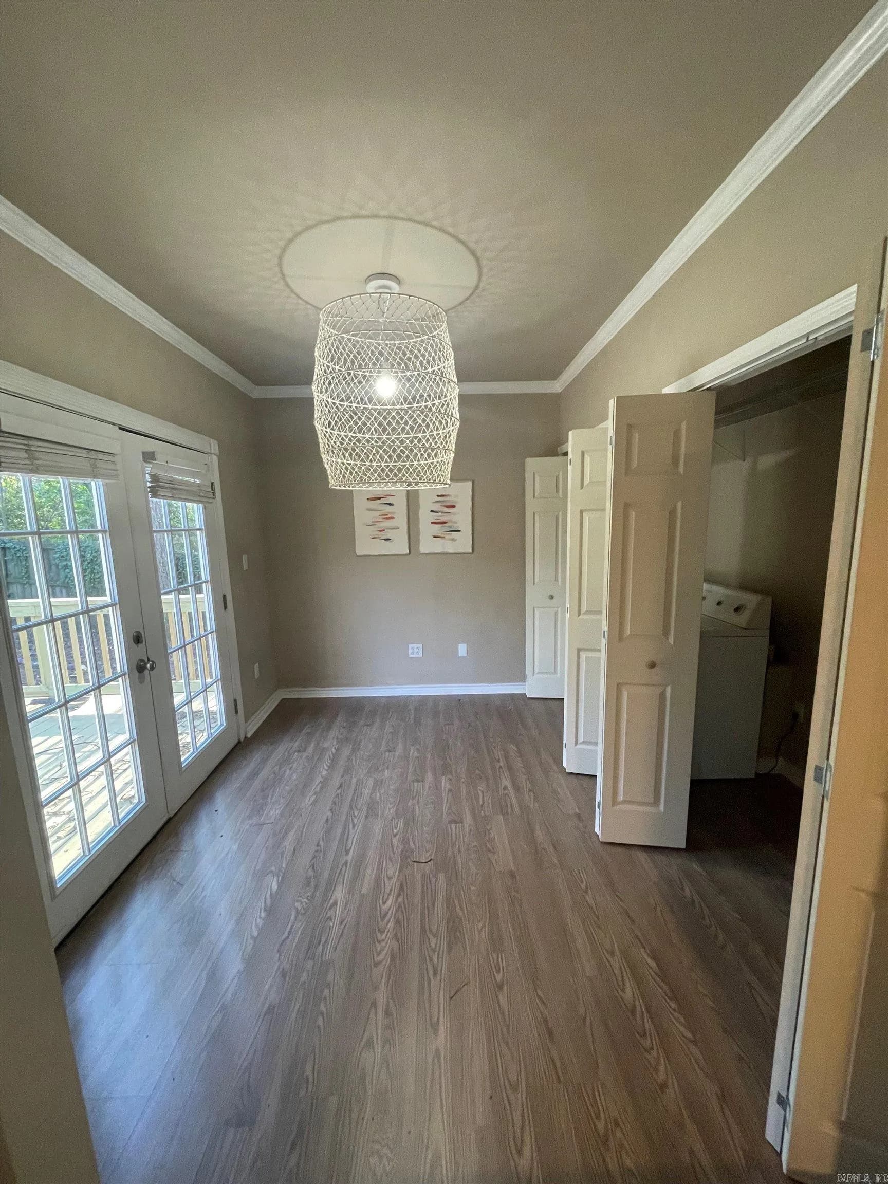 Property at 1112  Waterside - Image 13