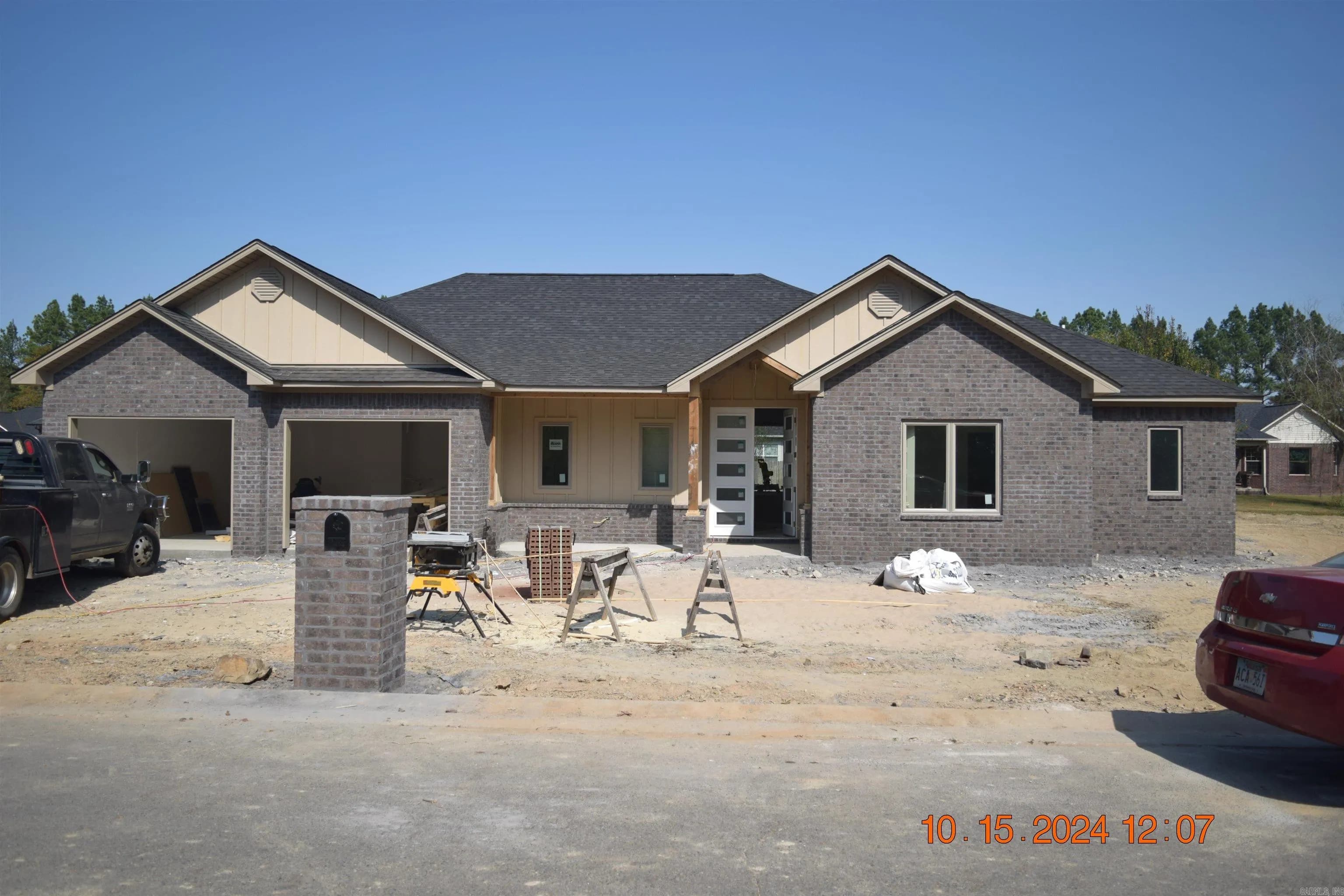 Property at 221  Lakade - Image 1