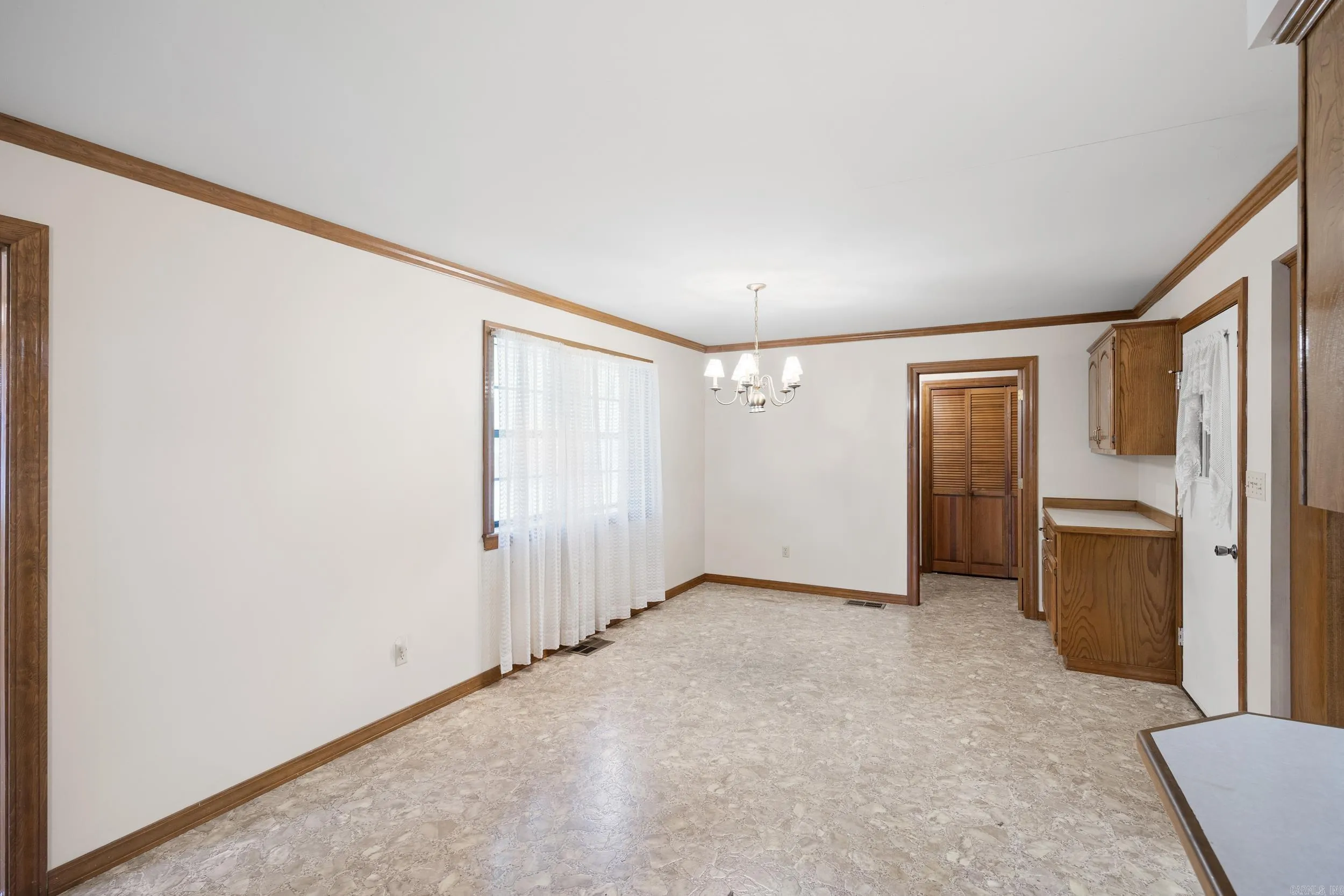 Property at 1014 E 19th - Image 8