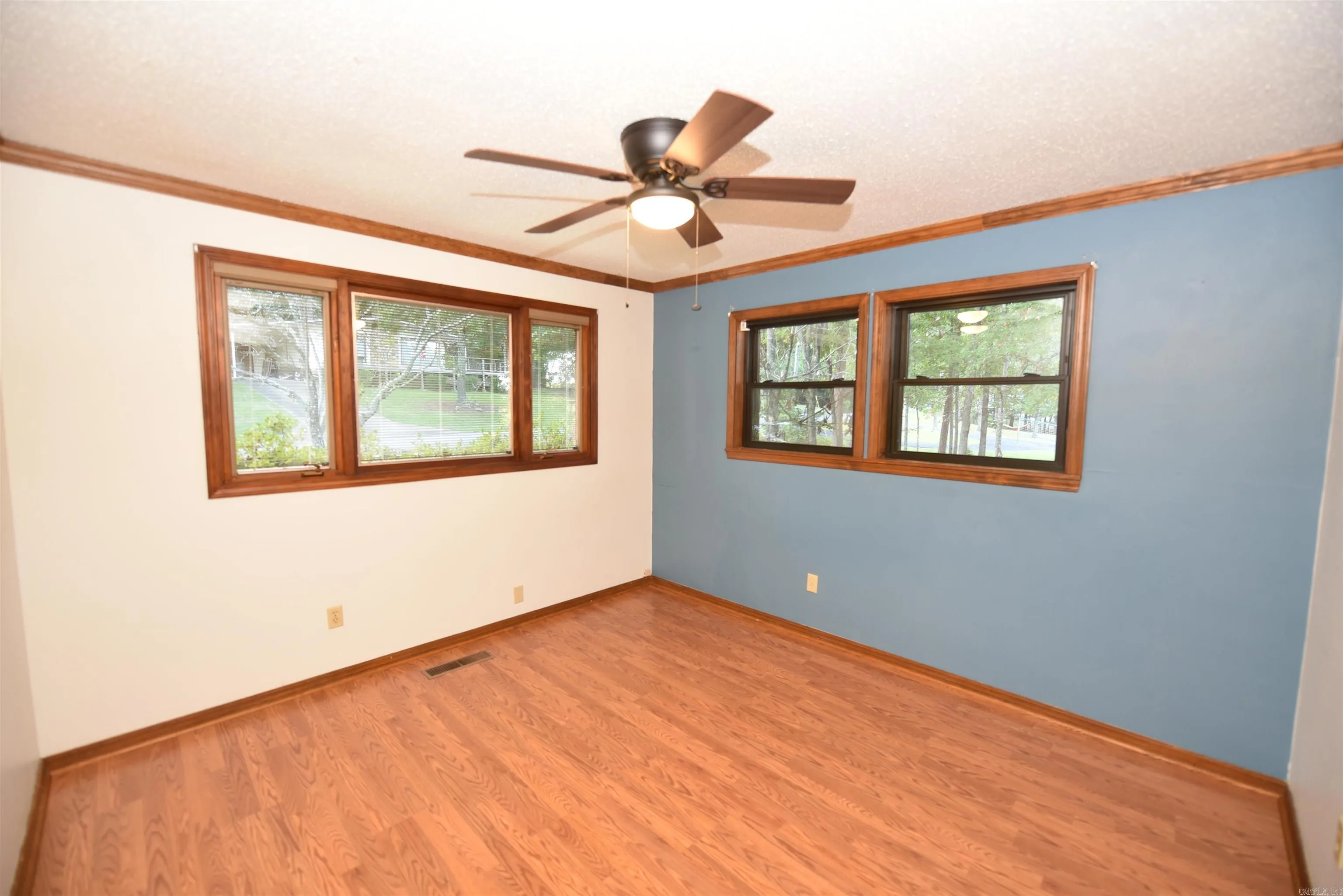 Property at 131  Overlook dr - Image 24