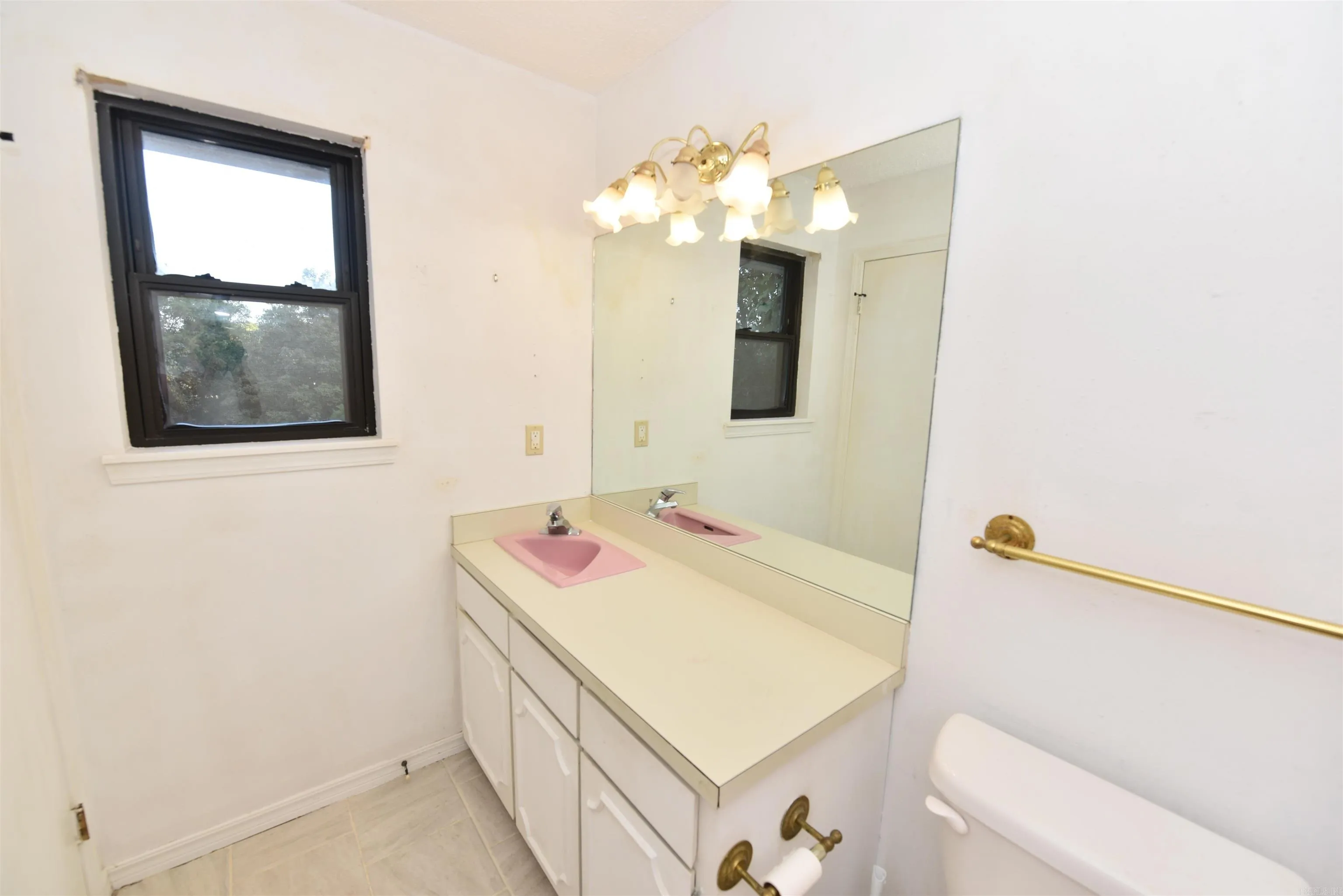 Property at 131  Overlook dr - Image 29