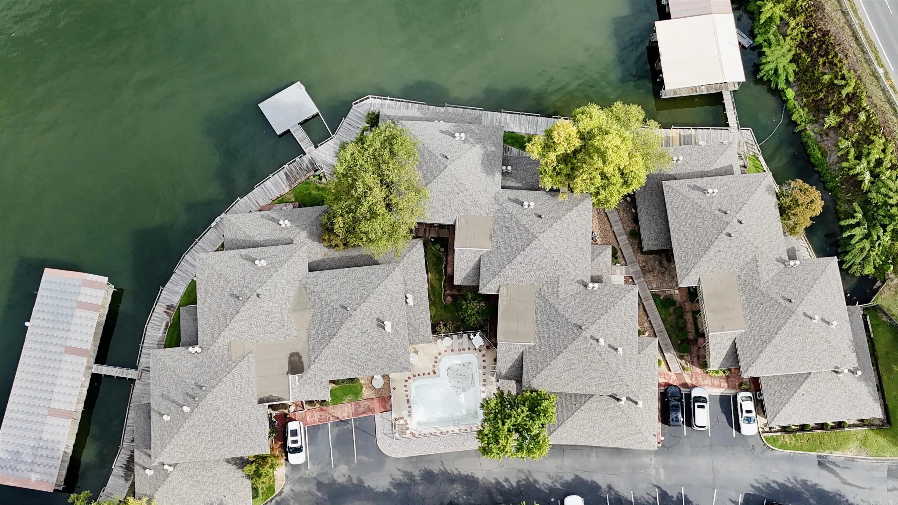 Property at 100  Bayou pt, C-7 - Image 33
