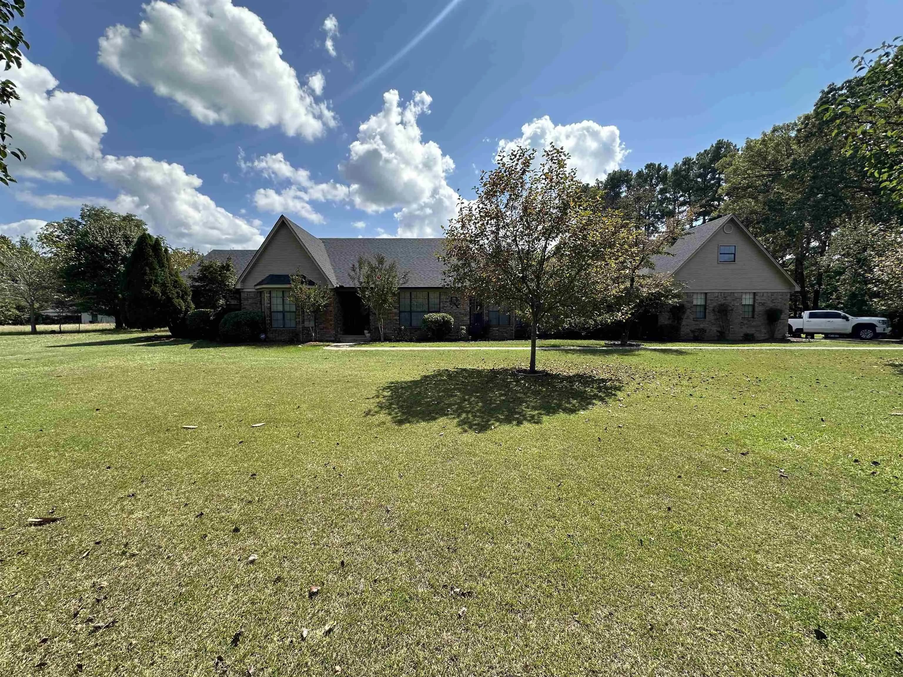 Property at 112  Pinecrest circe - Image 4