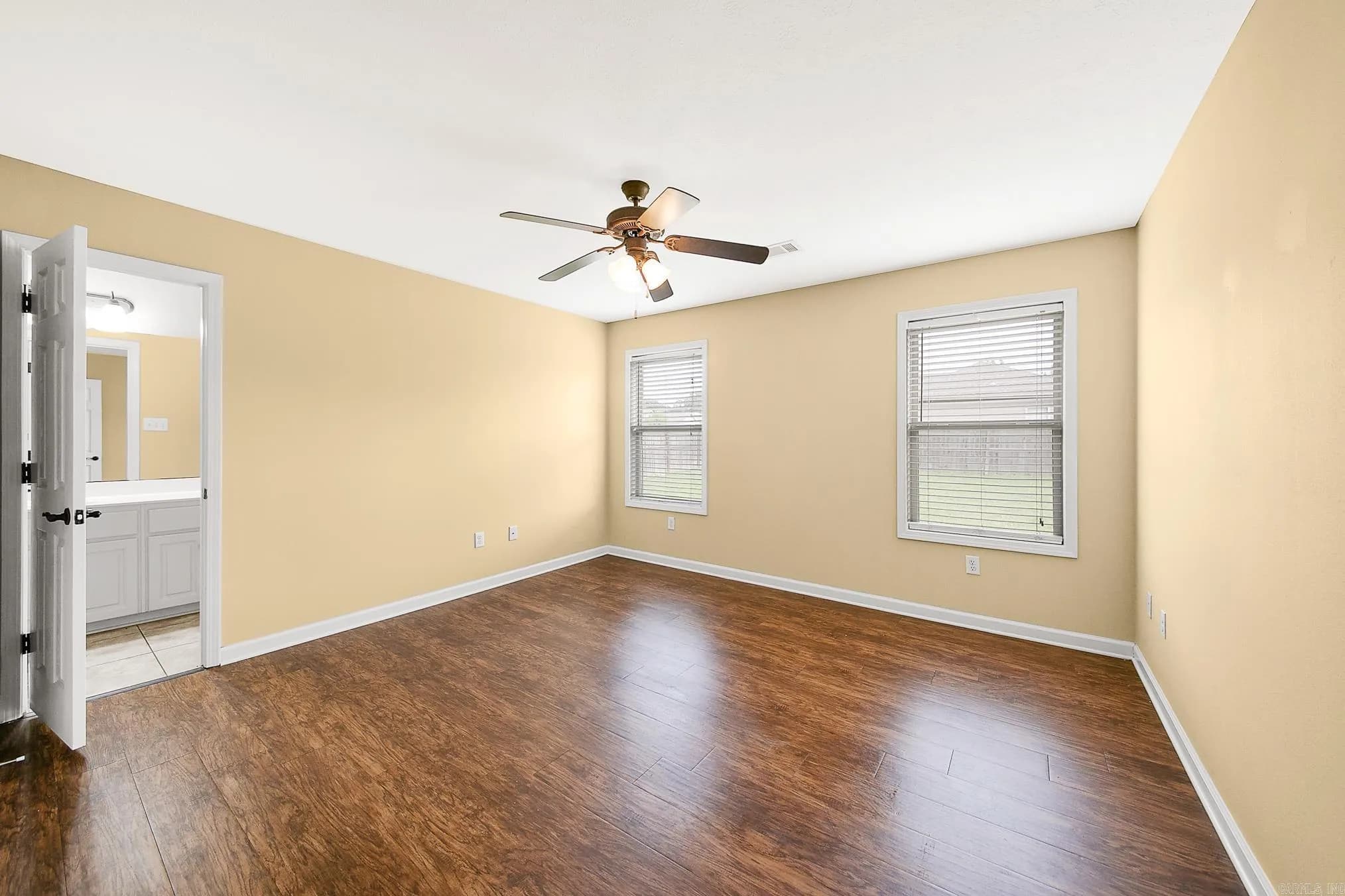 Property at 223  Plum - Image 18