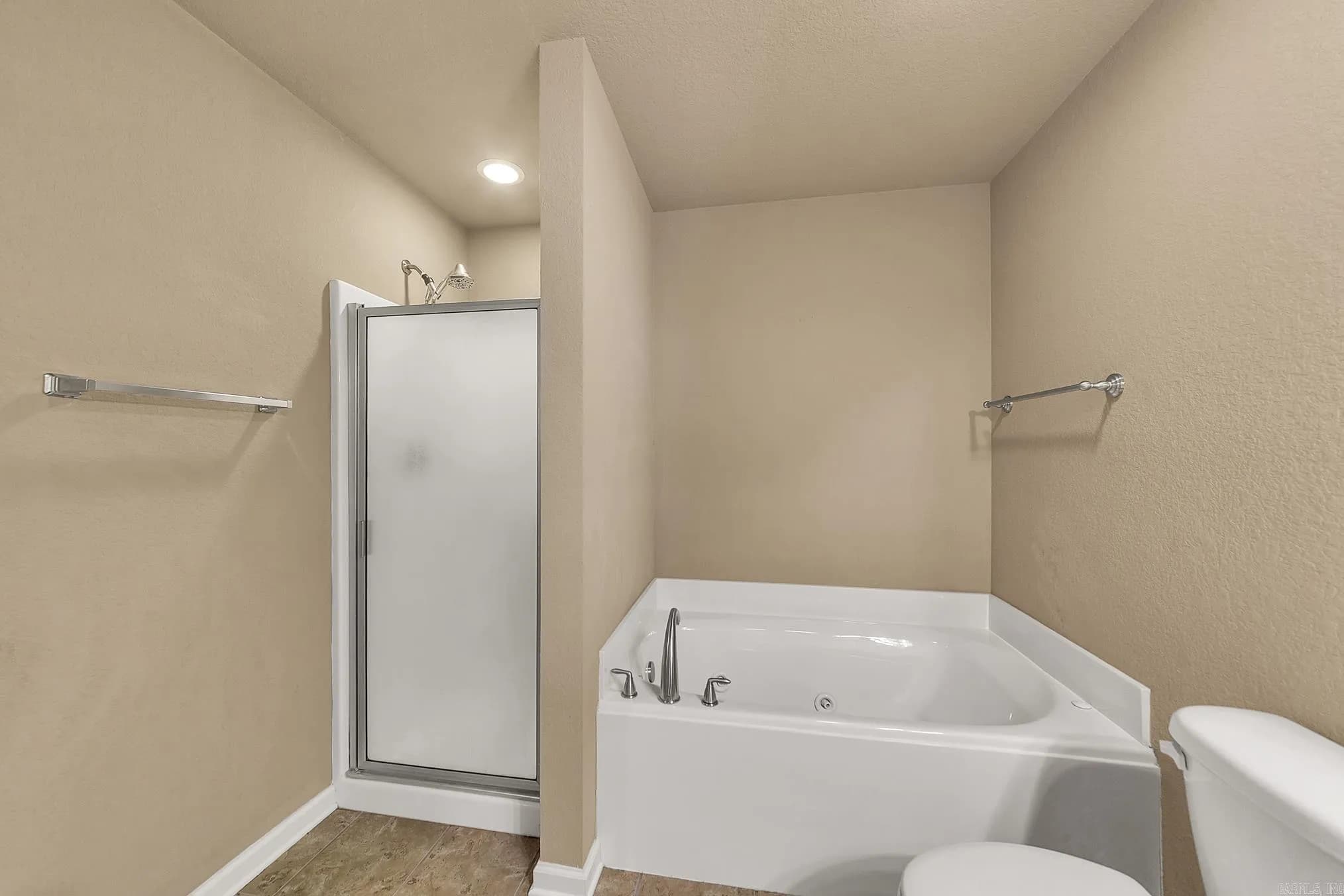 Property at 143  Harvick - Image 25