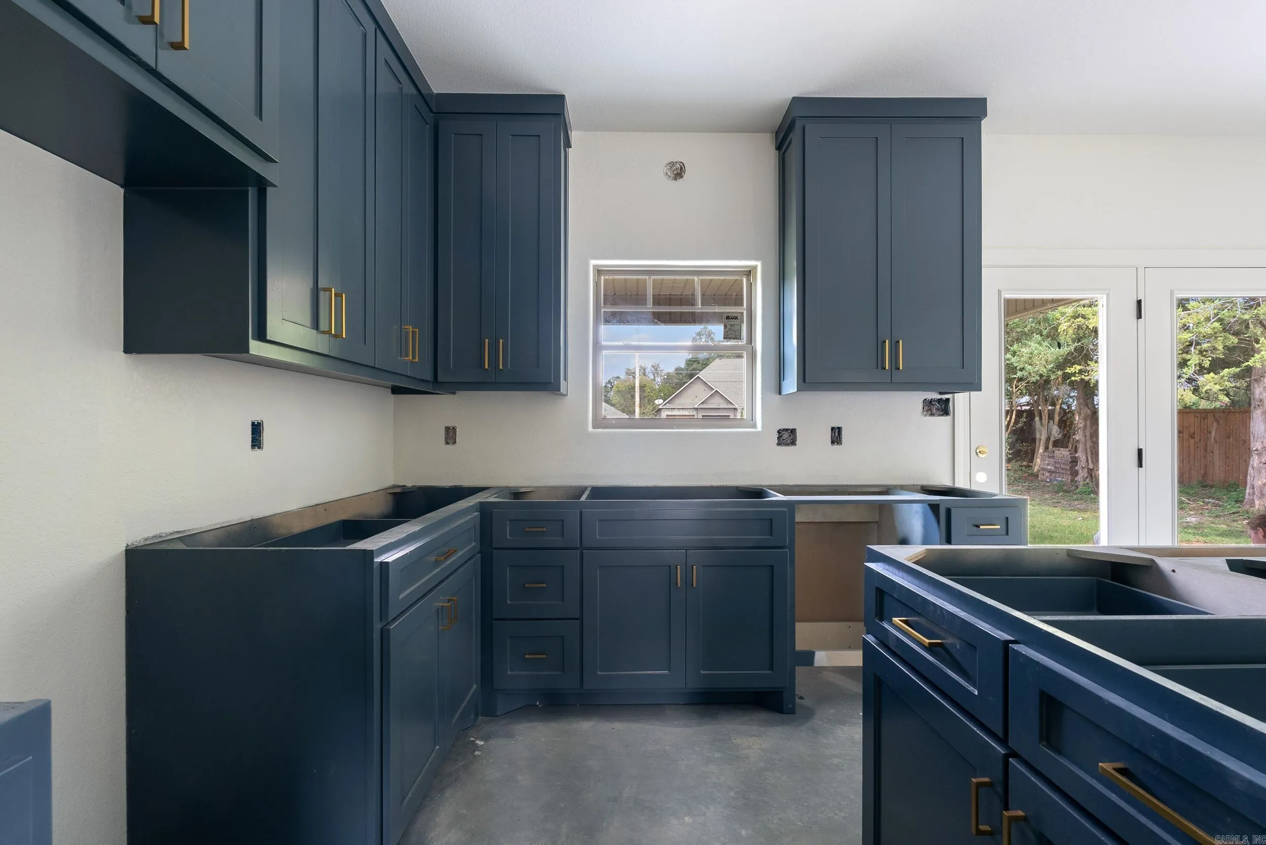 Property at 1208 W Eighth - Image 15