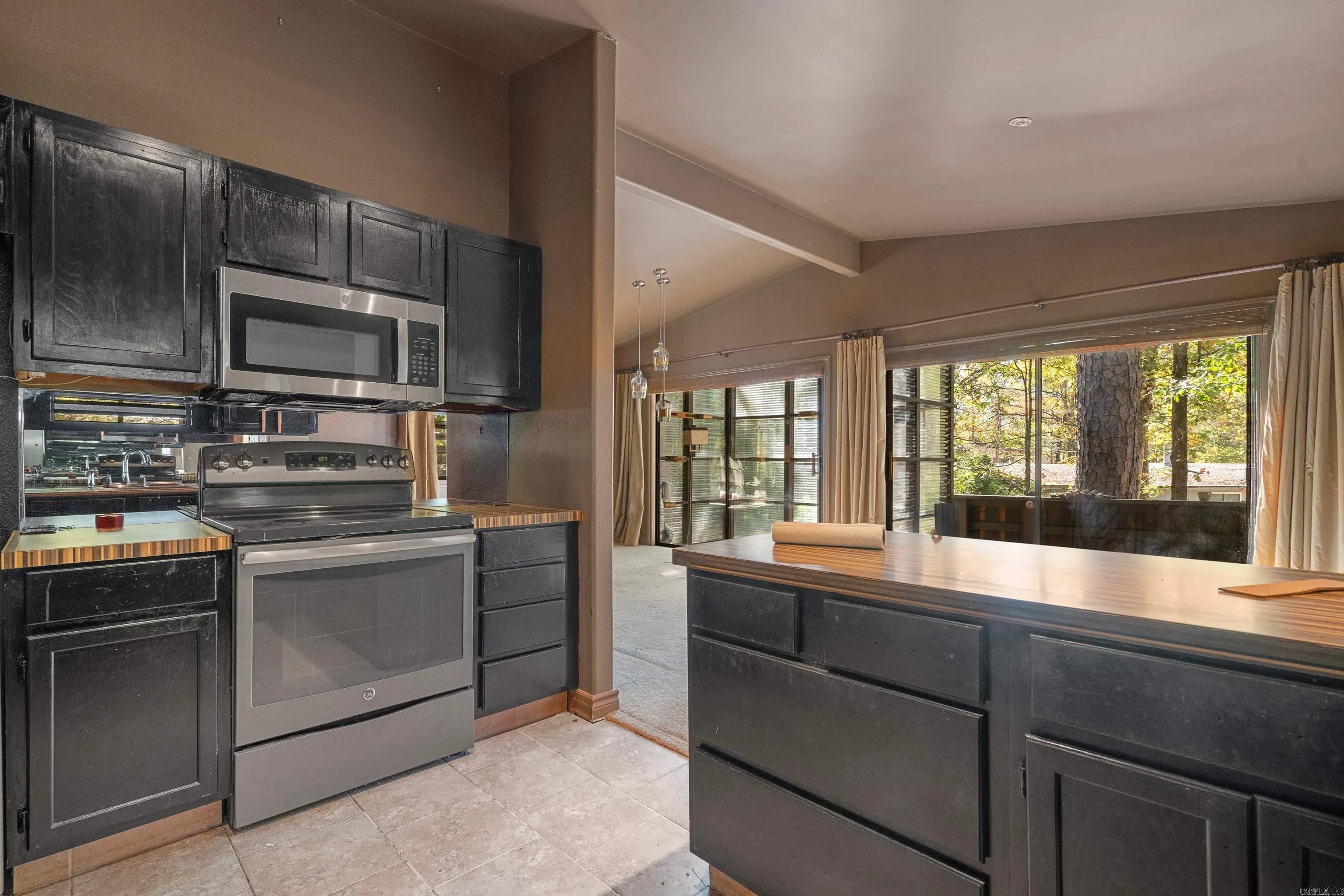 Property at 1  Onda - Image 13