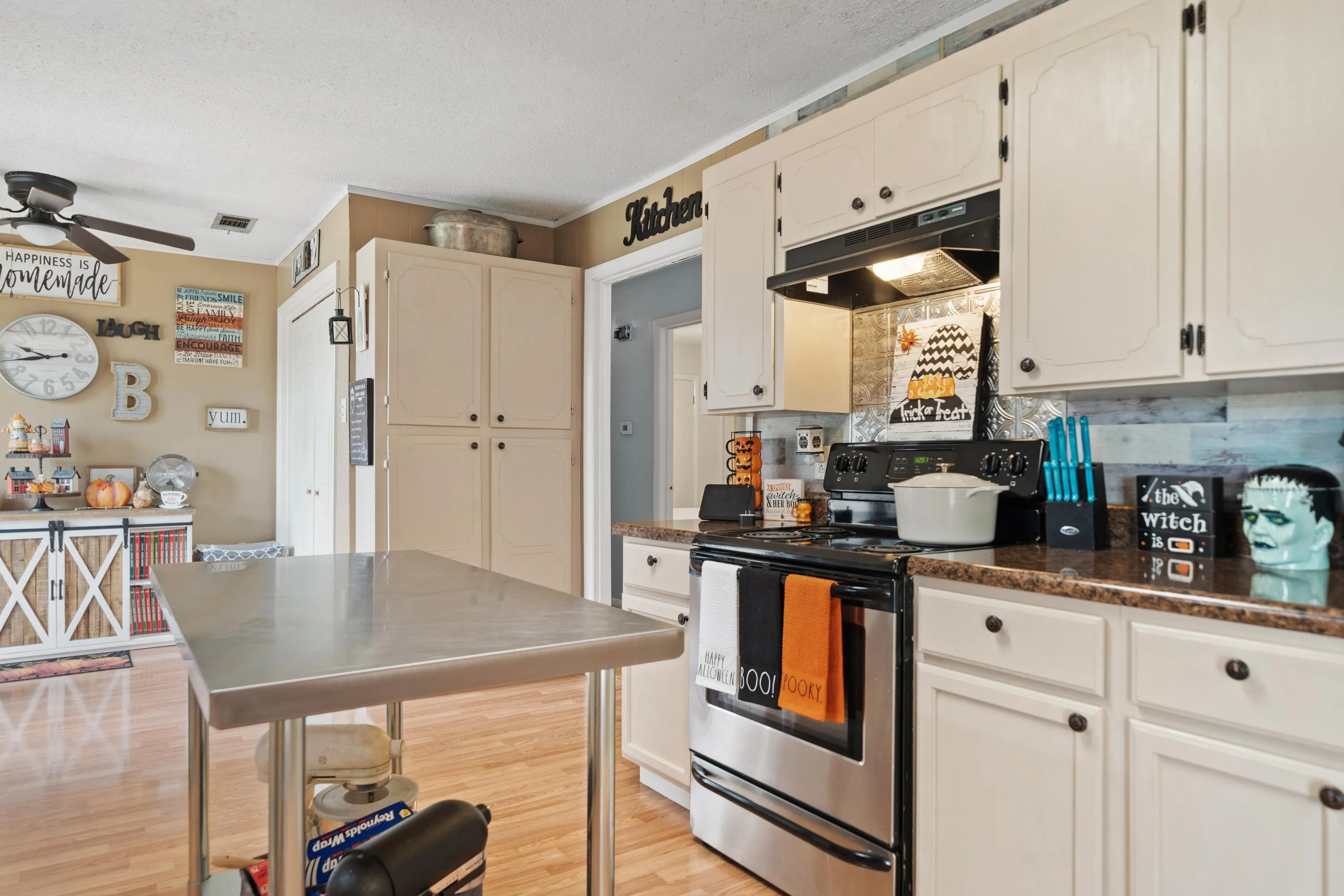 Property at 139  Westgate - Image 15
