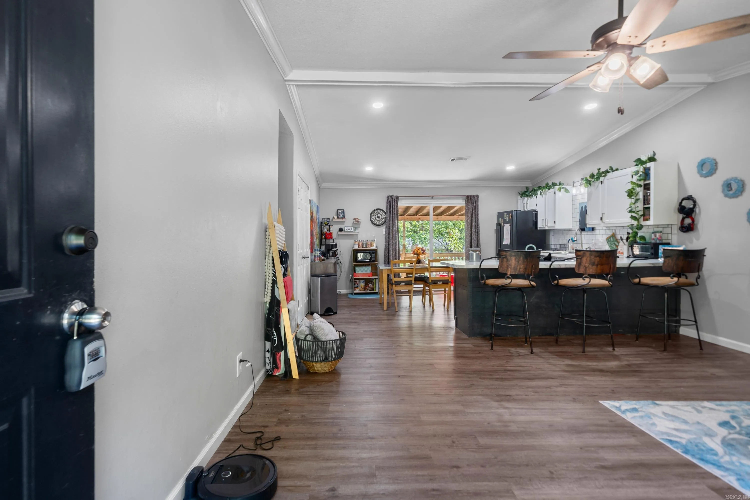 Property at 410  Cantrell - Image 4