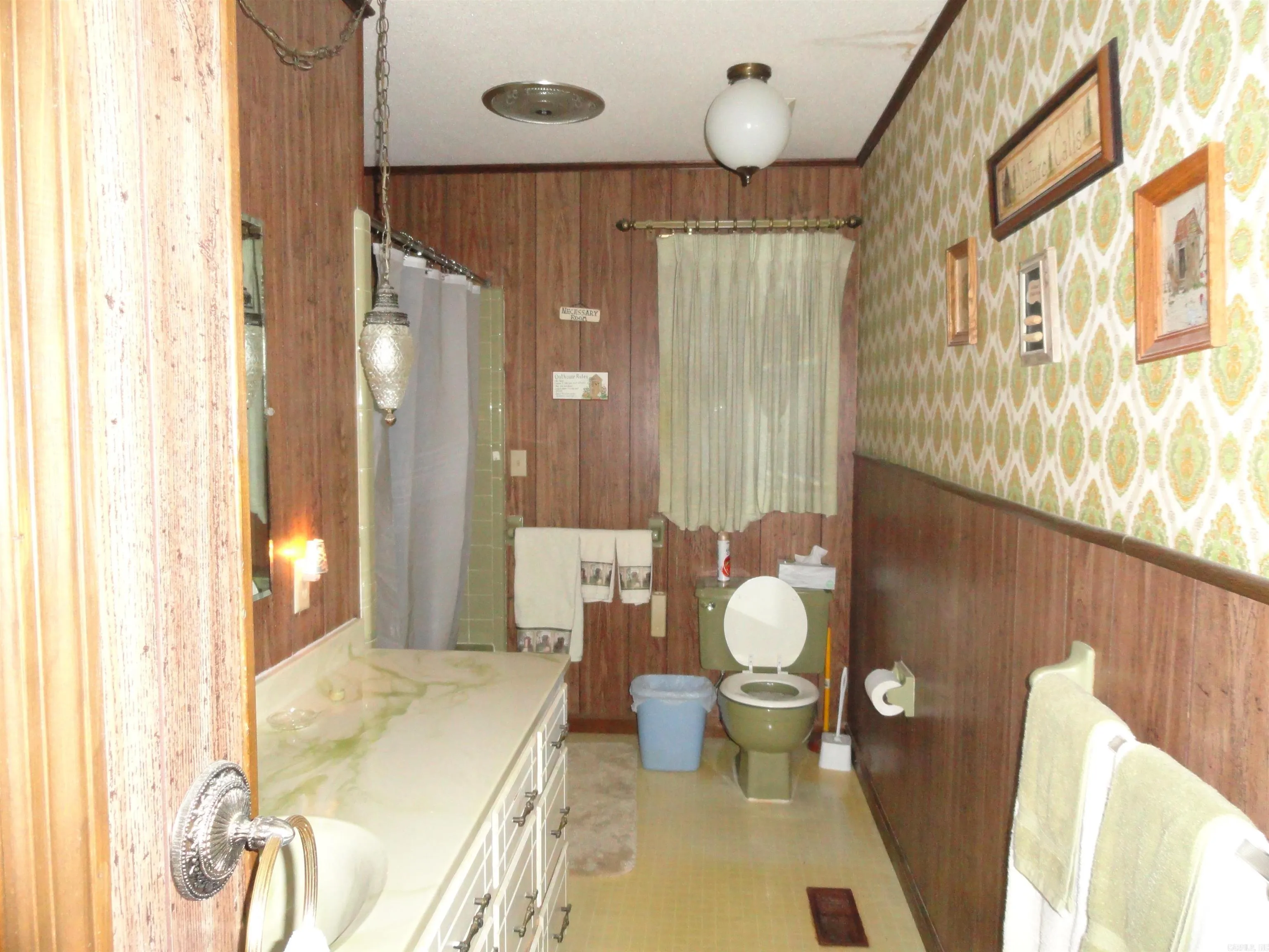 Property at 202  Westwood - Image 34