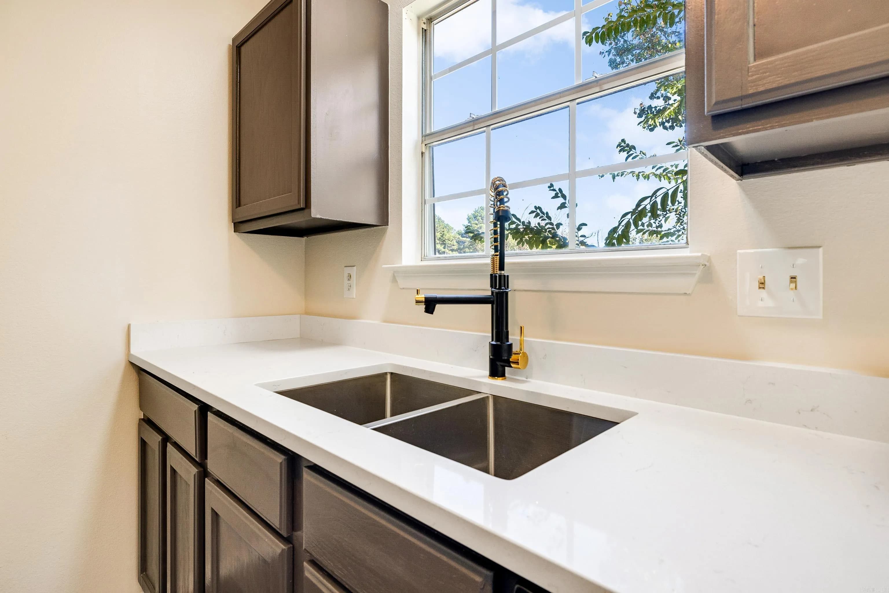 Property at 19  Meadow ridge - Image 10