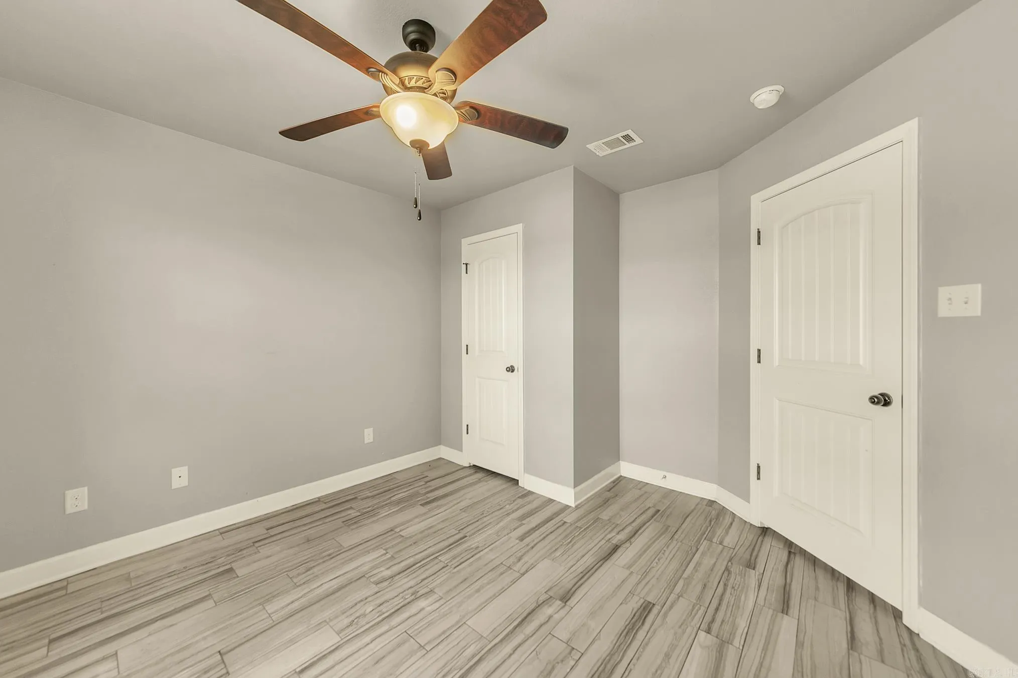 Property at 12  Birchwood - Image 40