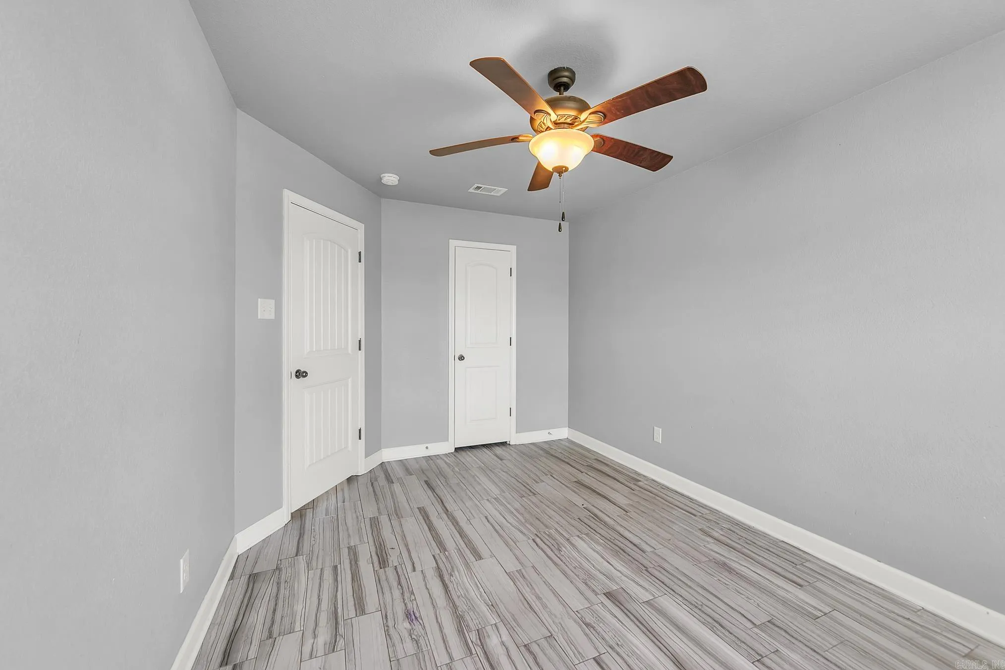 Property at 12  Birchwood - Image 35