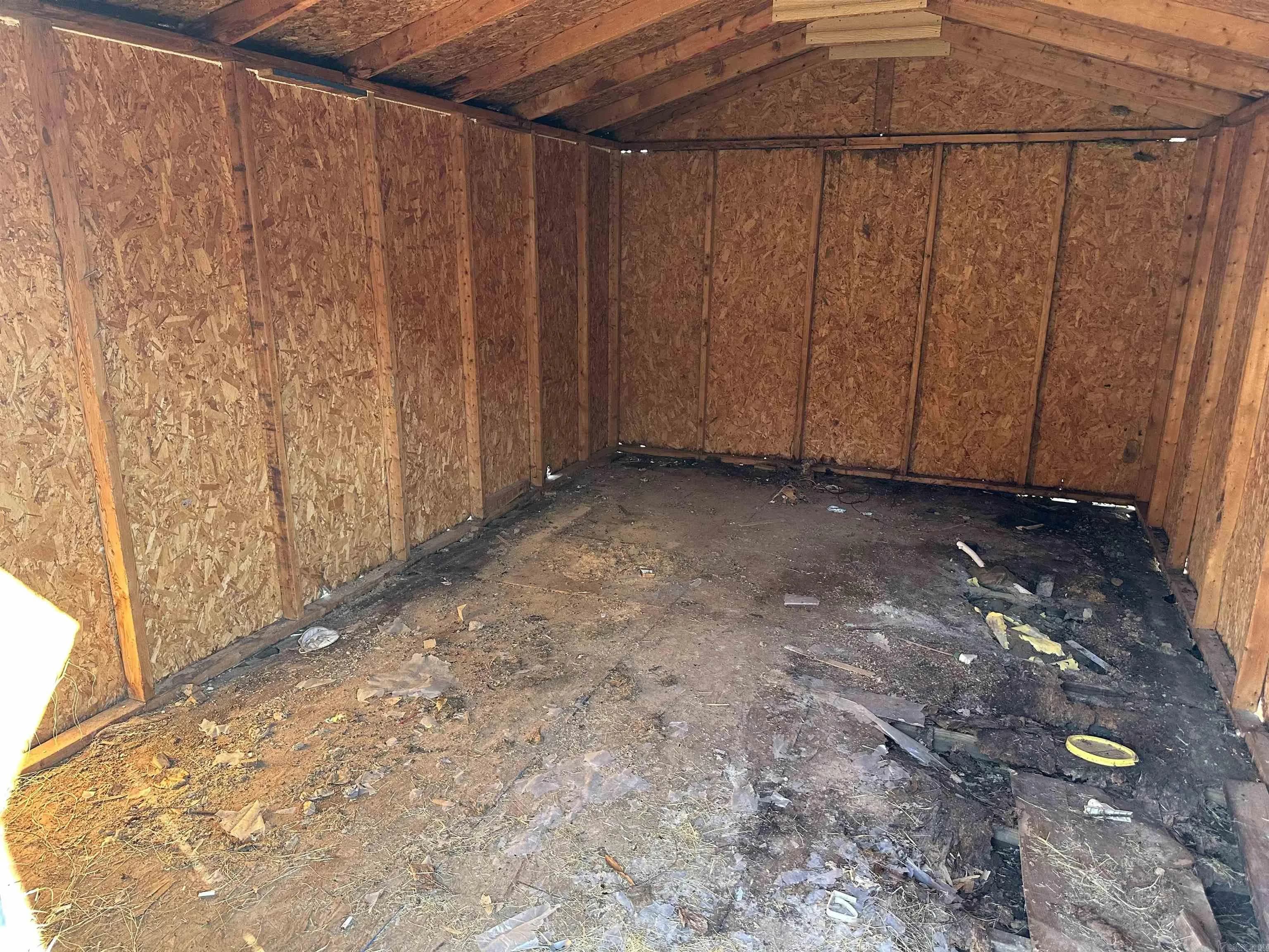 Property at 2901  Bermuda - Image 16