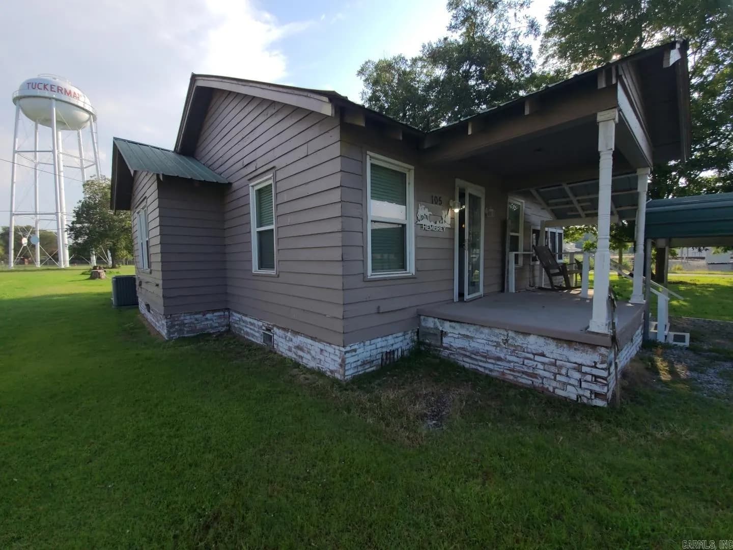 Property at 105  Hazel - Image 16