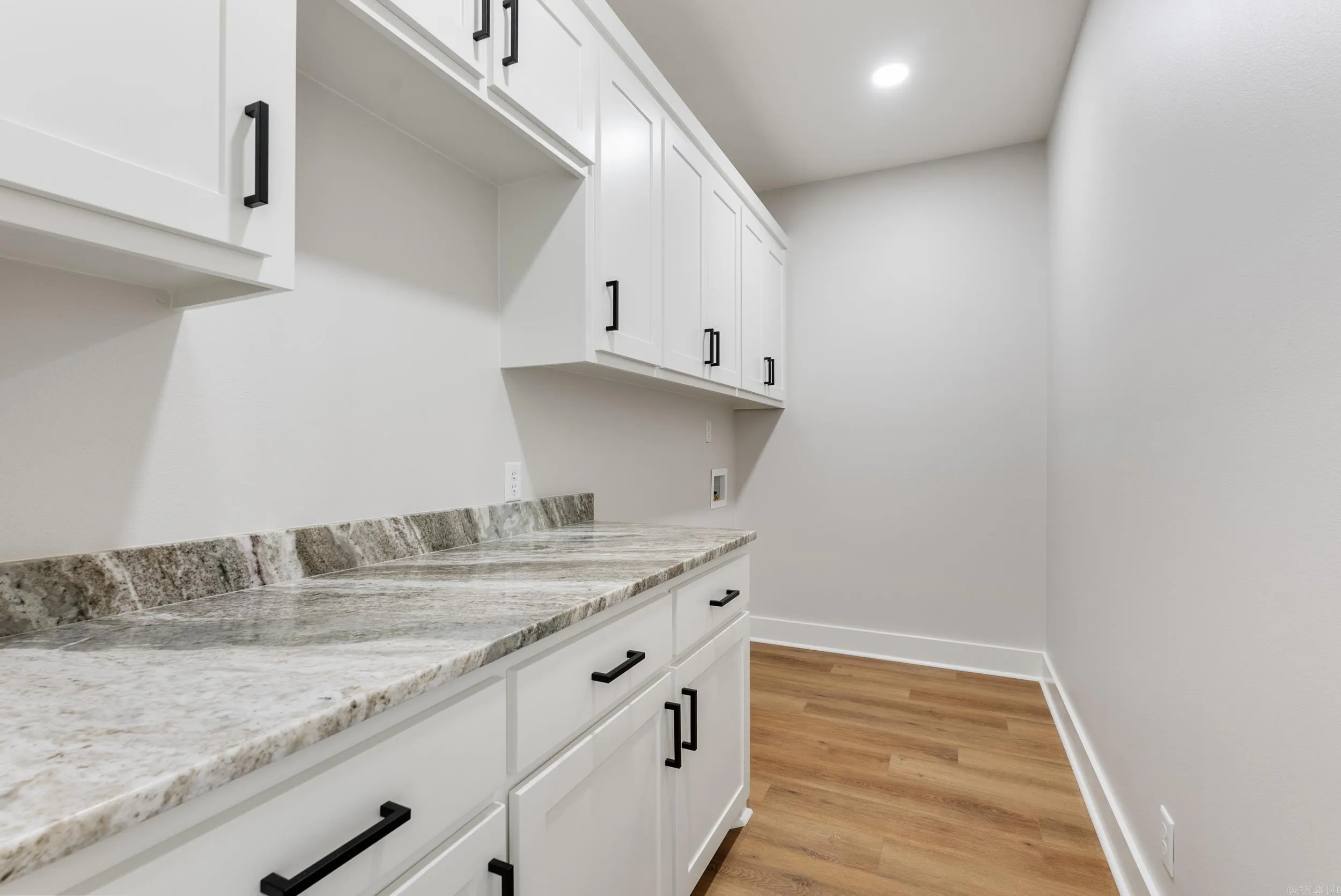 Property at 25  Dandelion - Image 35
