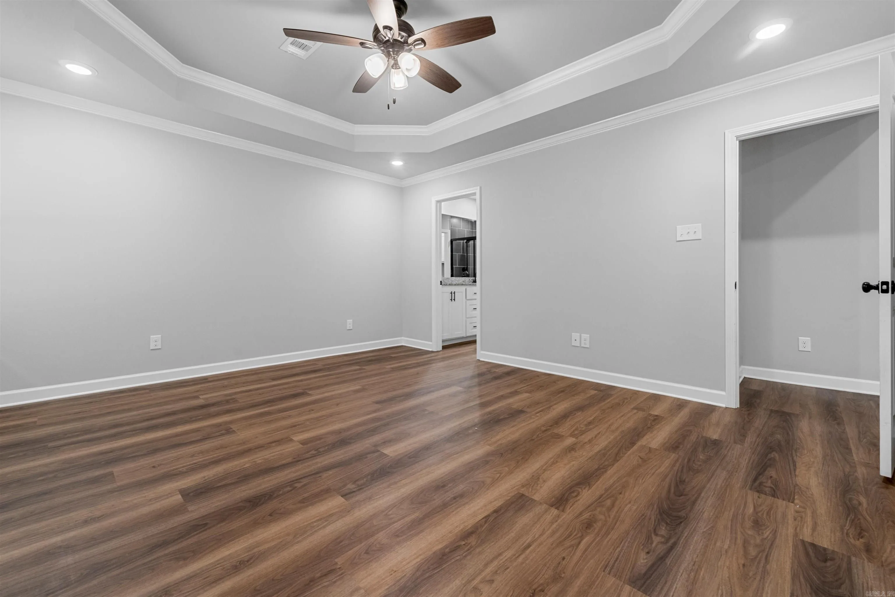 Property at 44  Birchwood - Image 13