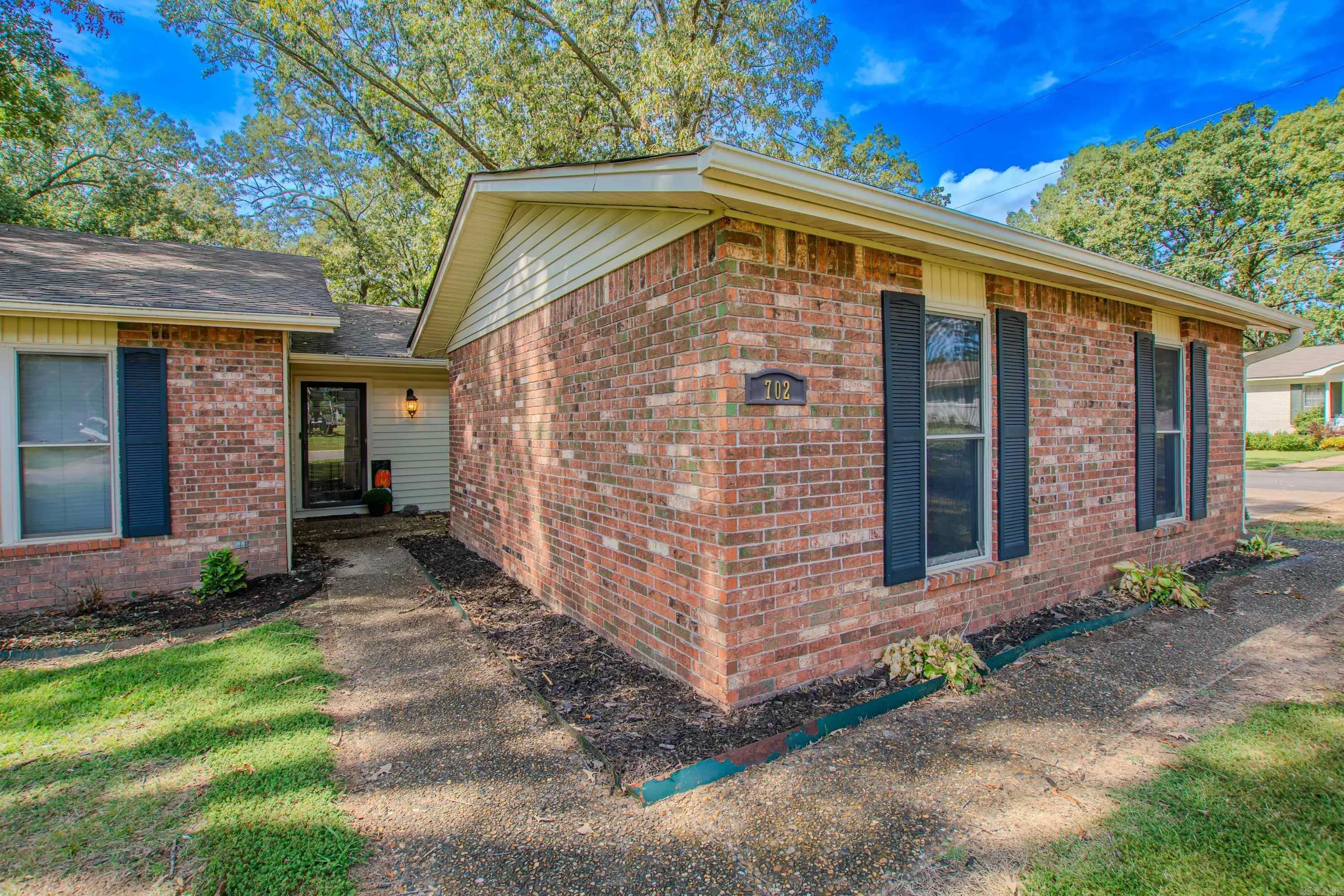 Property at 702  Edgemoor - Image 45
