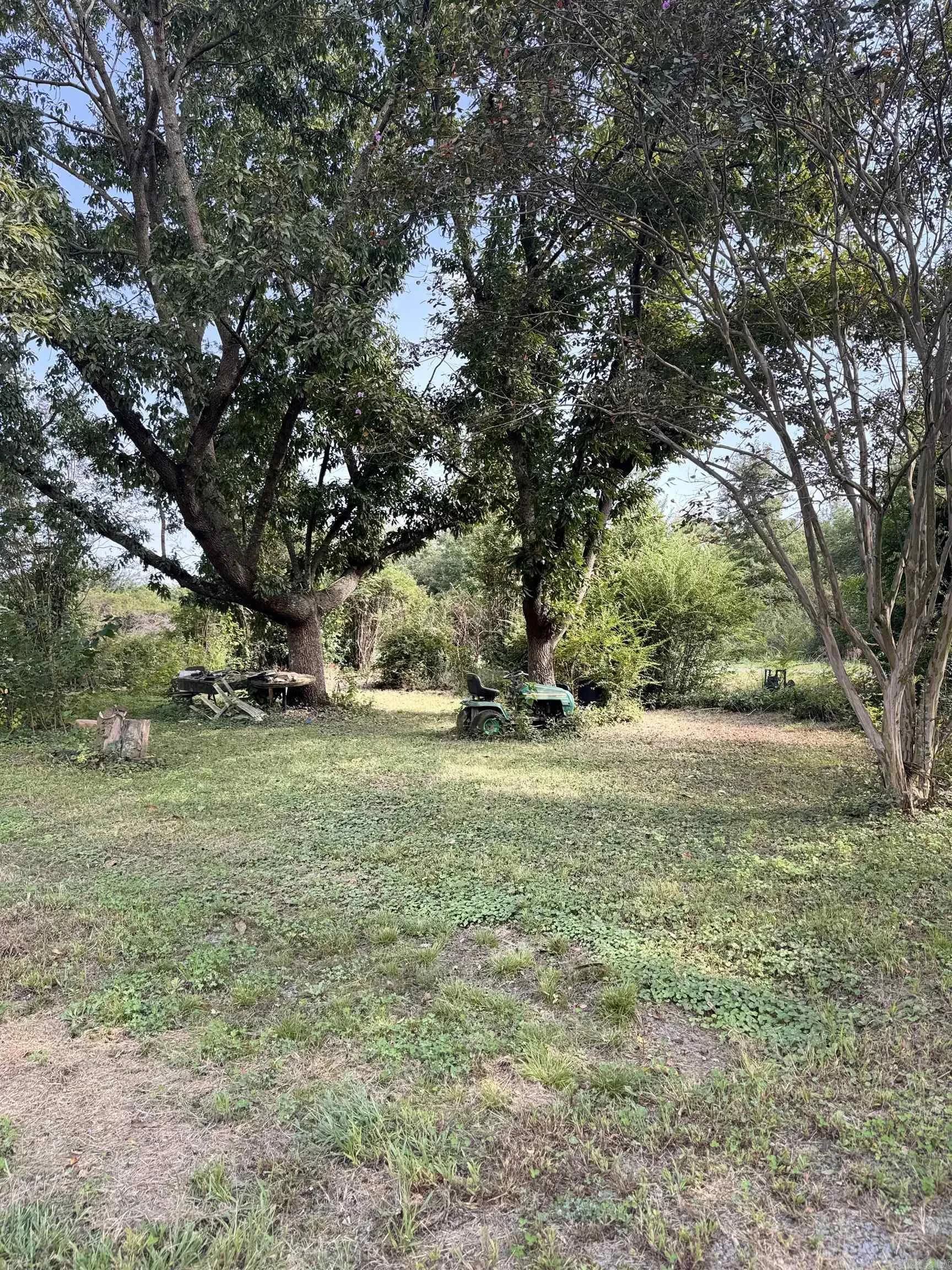 Property at 9206  Case - Image 9