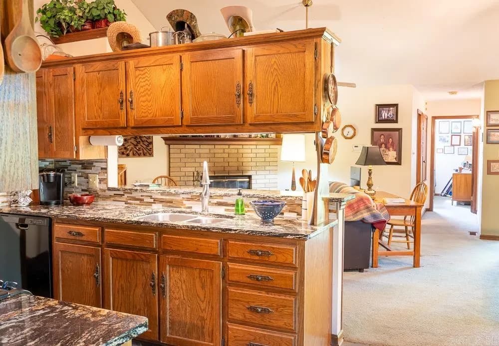 Property at 2  Woodlore - Image 10