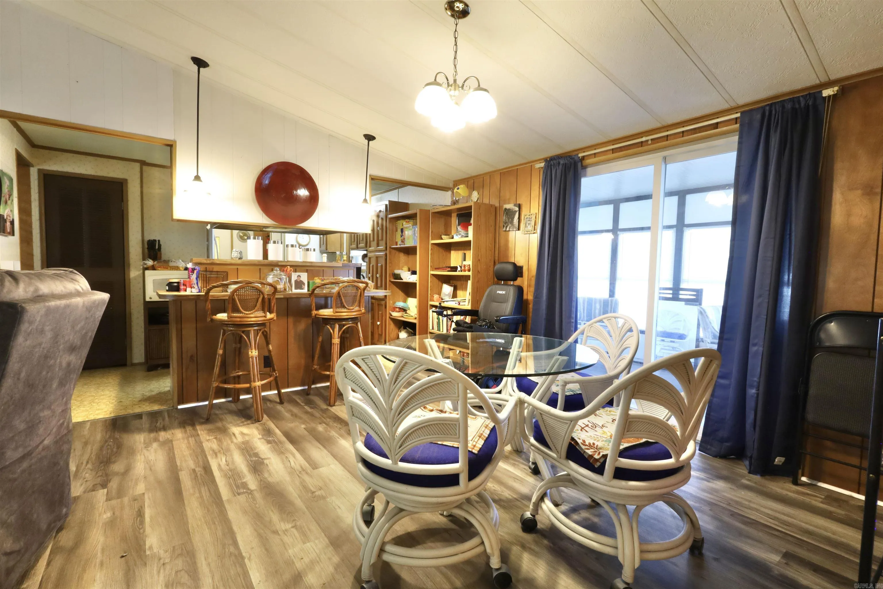 Property at 101  Valiant - Image 17