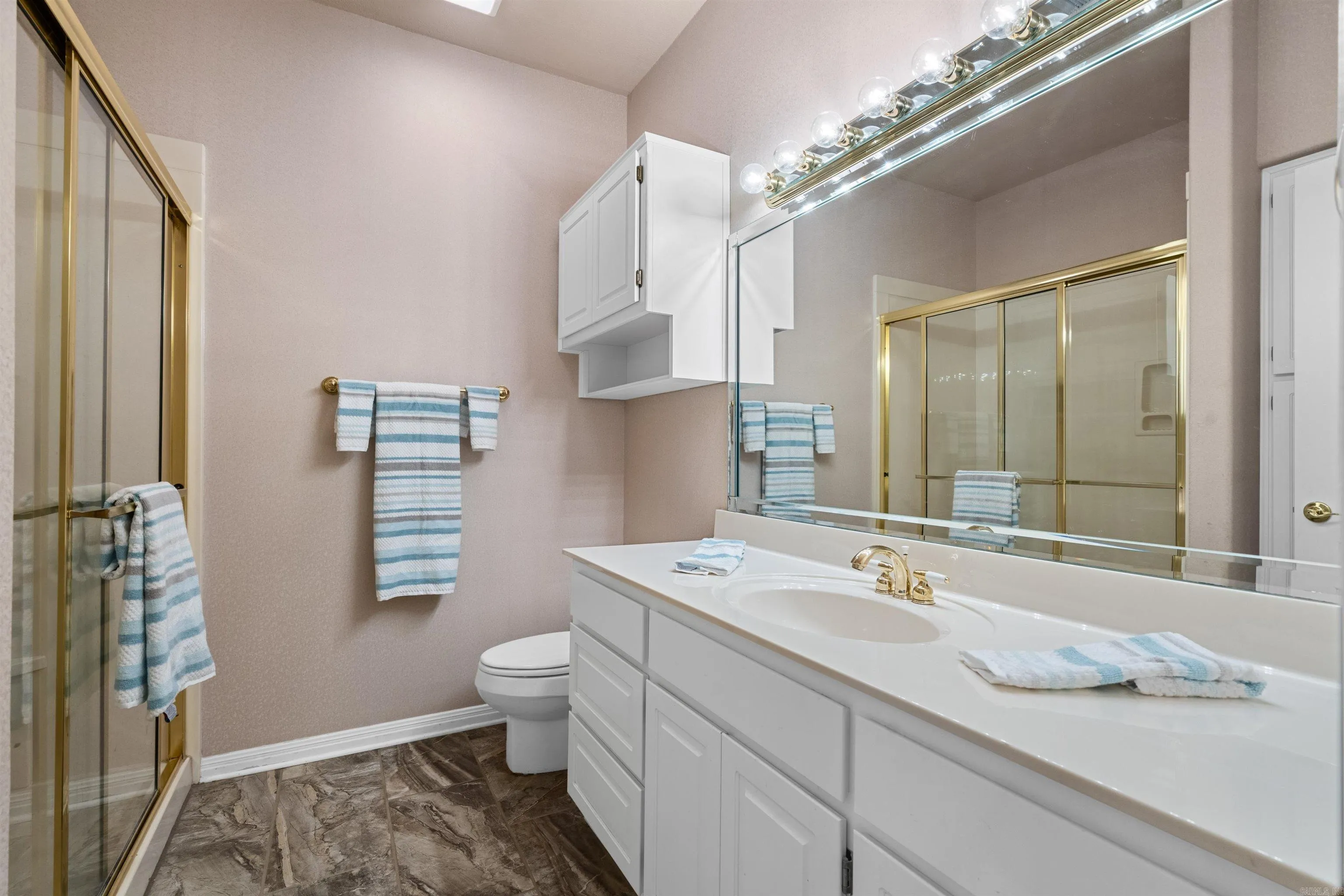Property at 9  Morro - Image 39