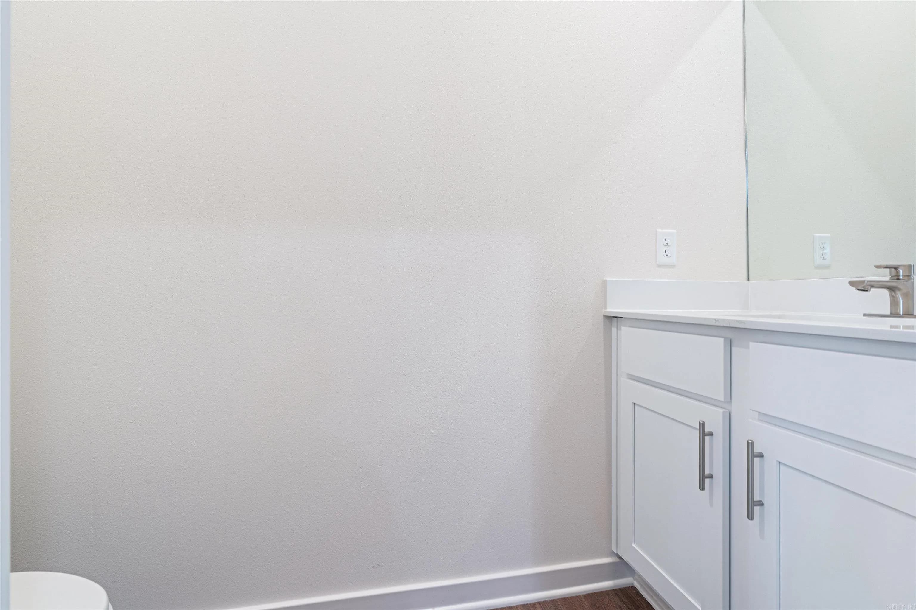 Property at 606 N Whitham - Image 29
