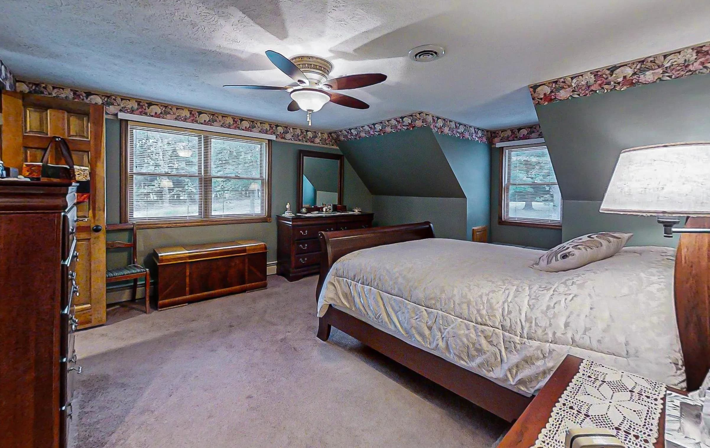 Property at 548  Plains - Image 20