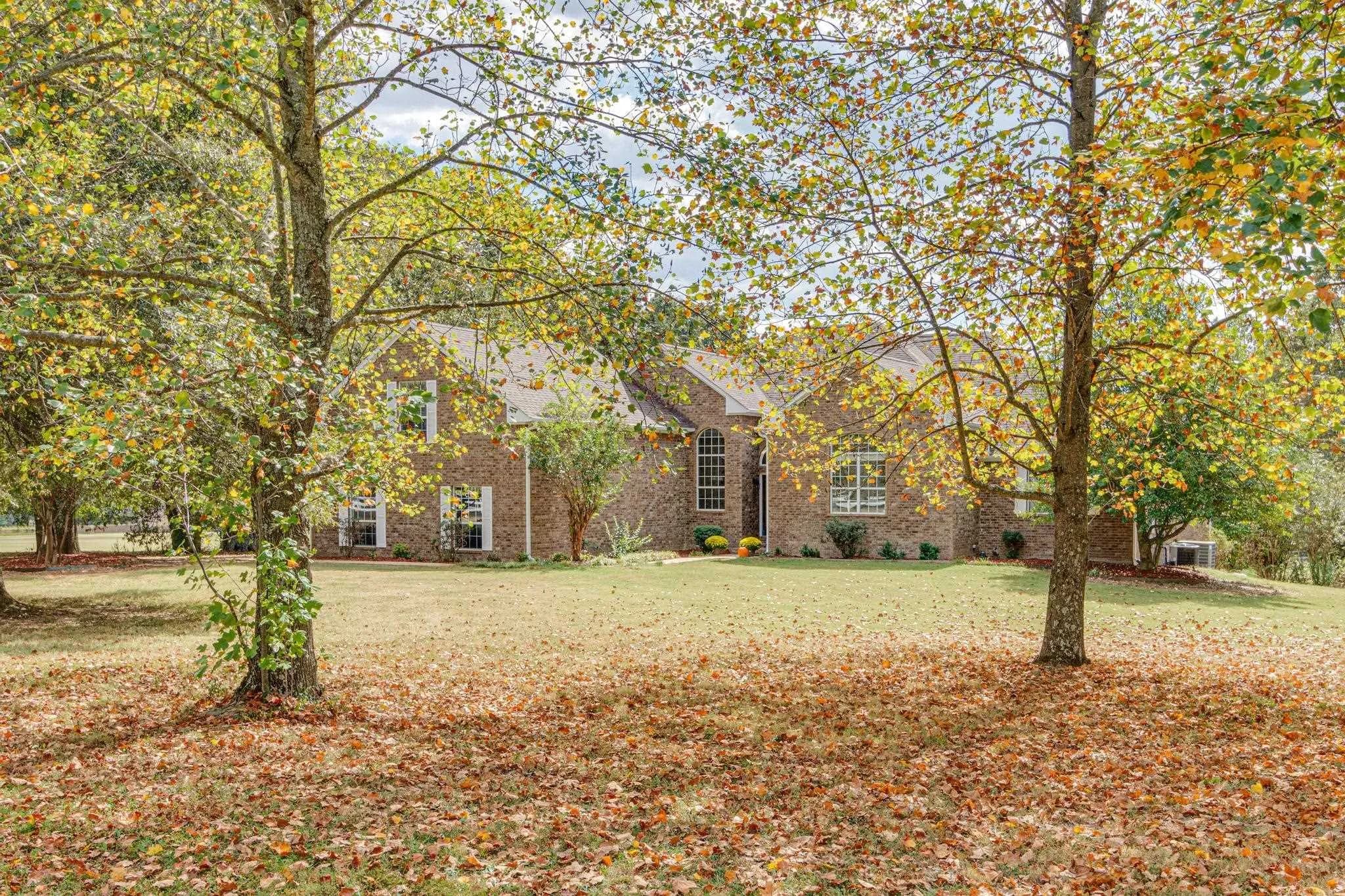 Property at 901  Cr 759 - Image 6