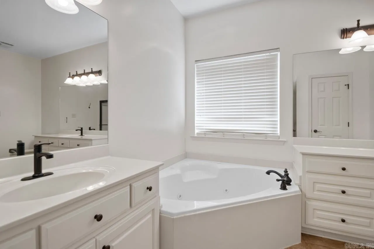 Property at 215  Canyon - Image 20
