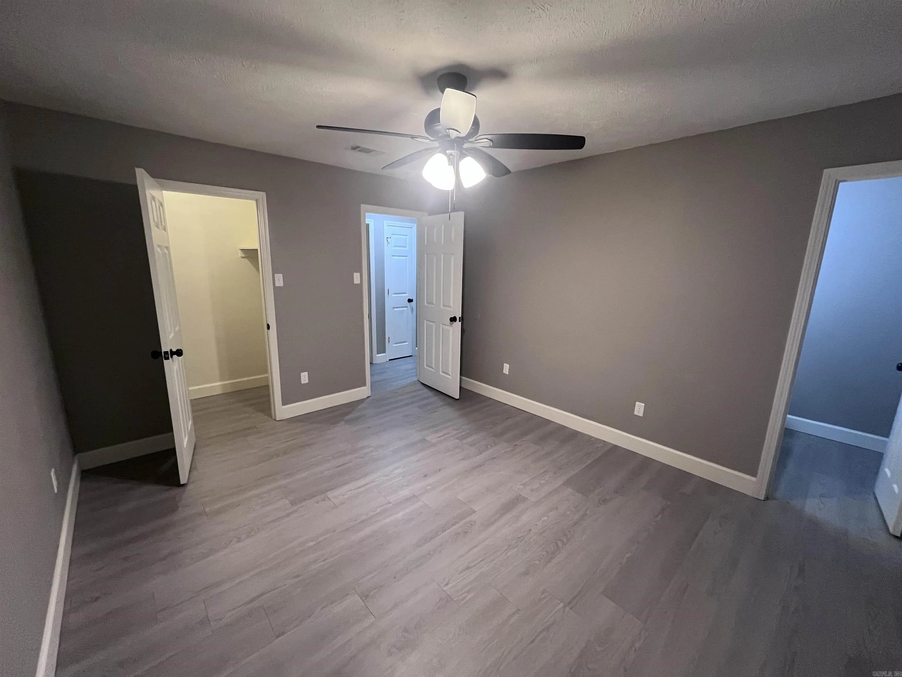 Property at 20  Stacey - Image 15