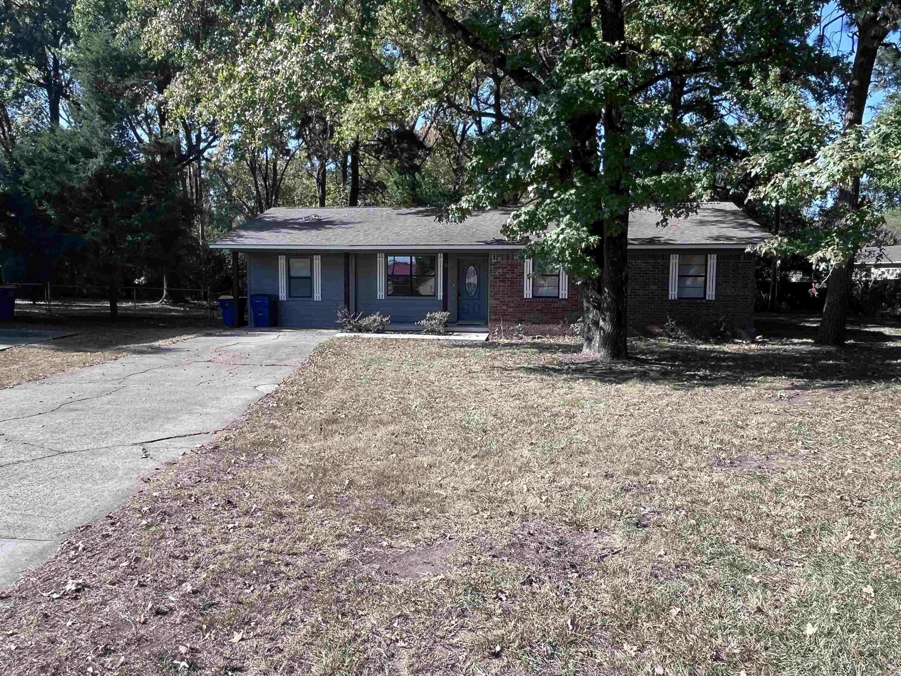 Property at 20  Stacey - Image 2