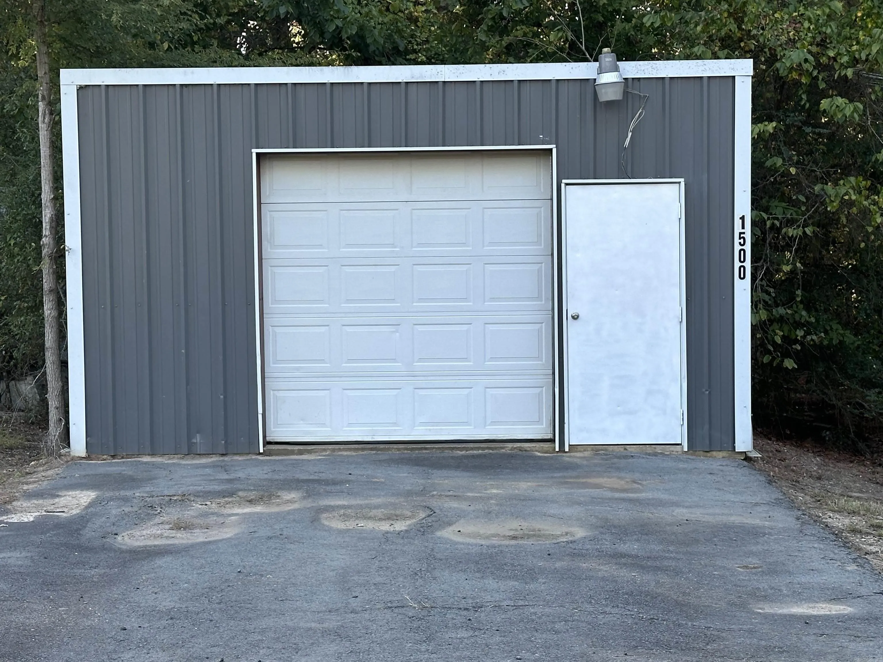 Property at 1500 S Jefferson - Image 45