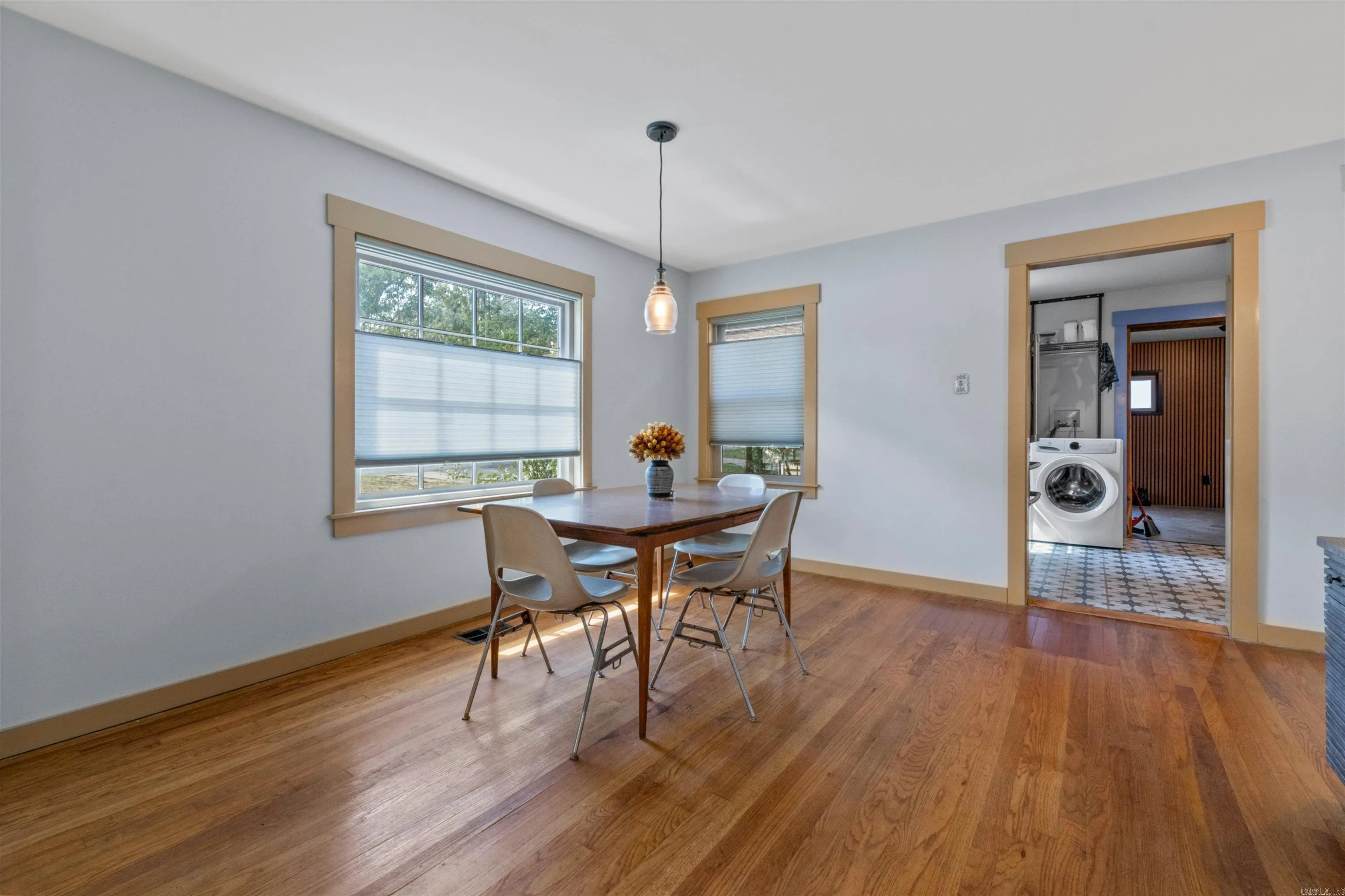 Property at 305 E Scenic - Image 6