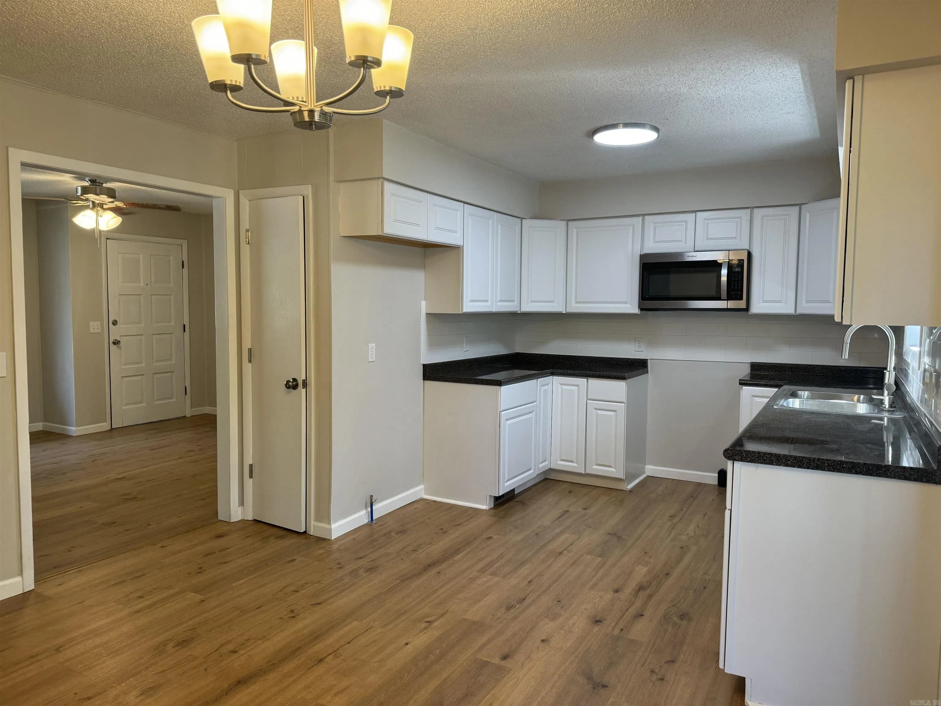 Property at 400  Timberlane road - Image 7