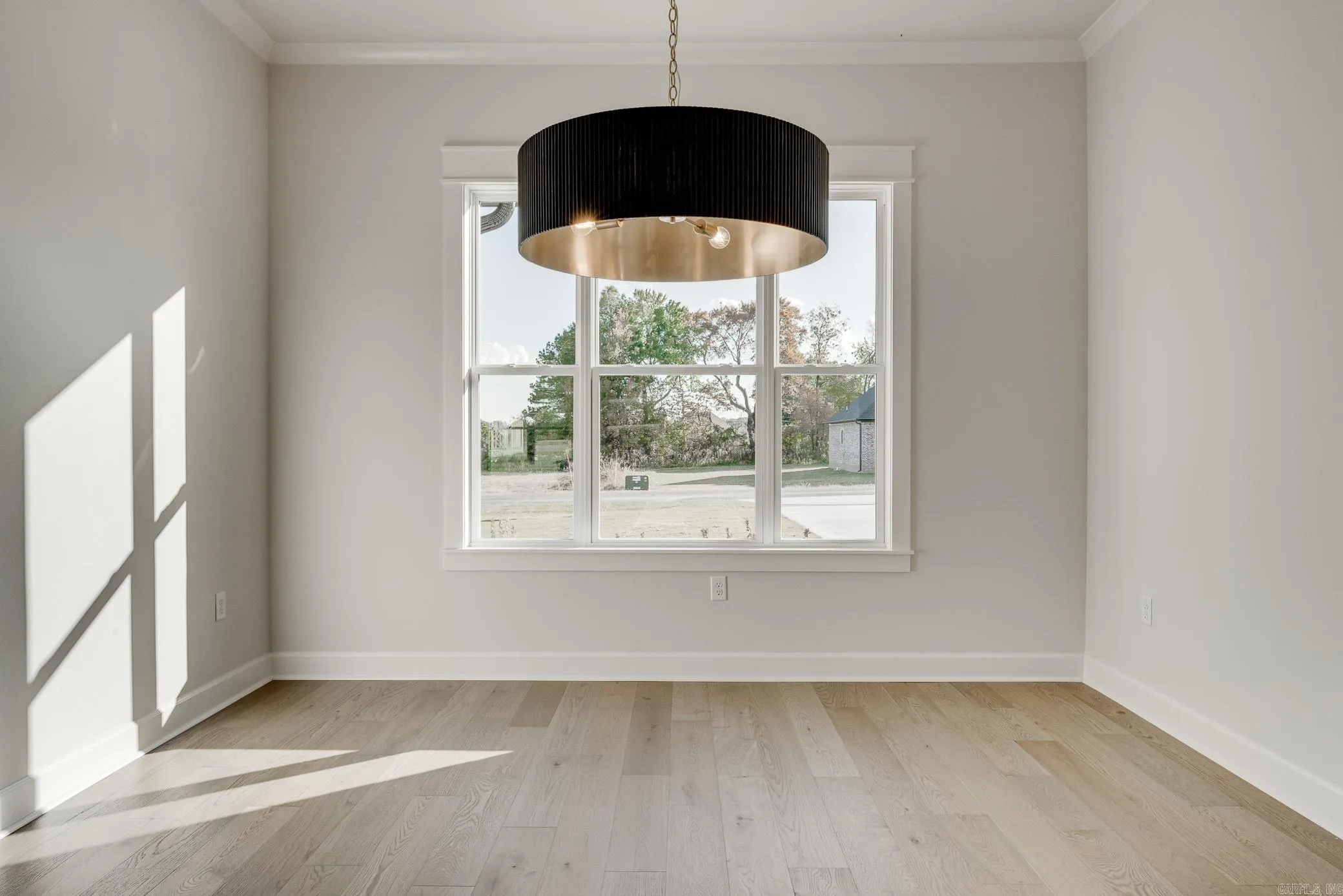 Property at 8  Ridgewood - Image 16