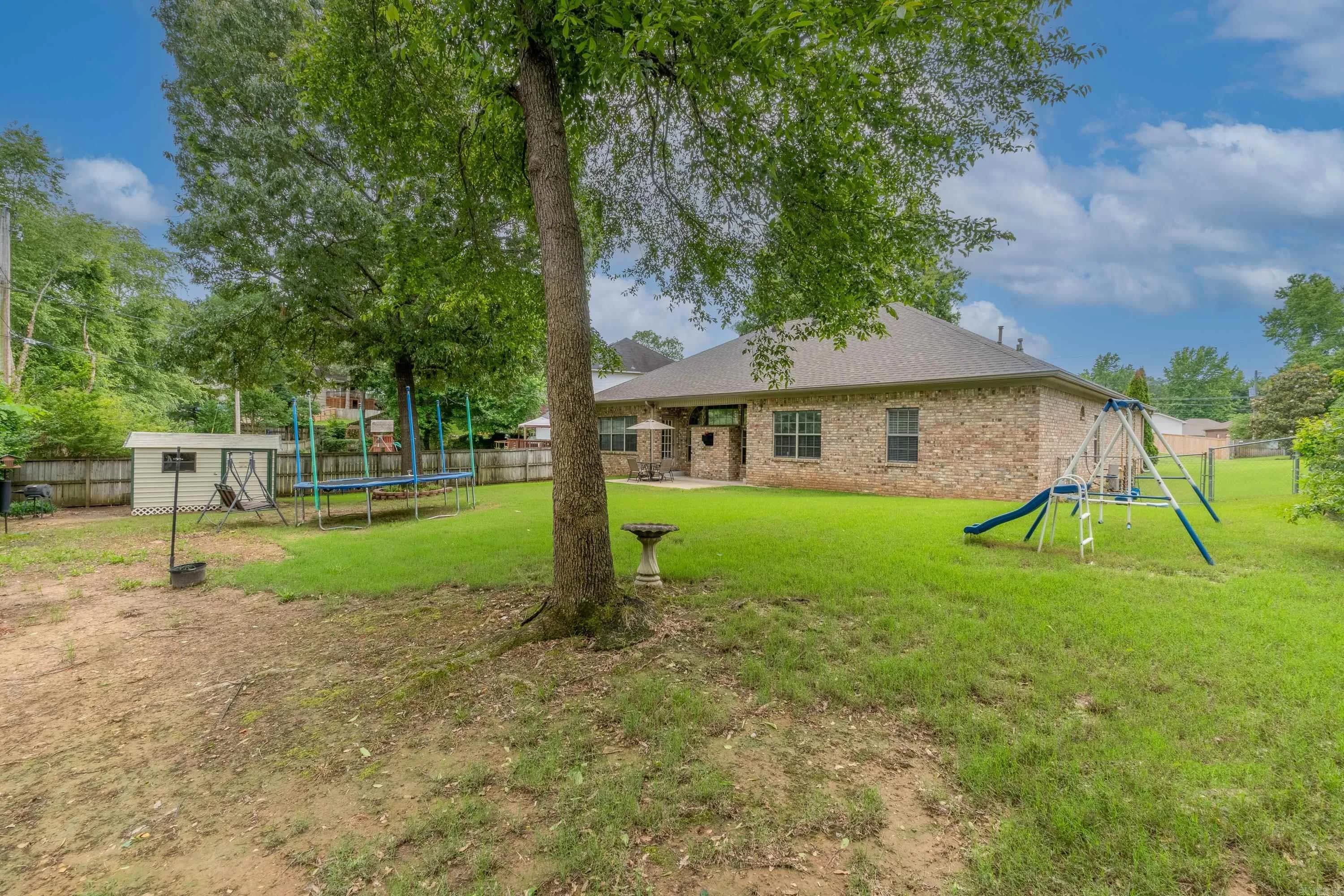 Property at 1237  Kierre - Image 41