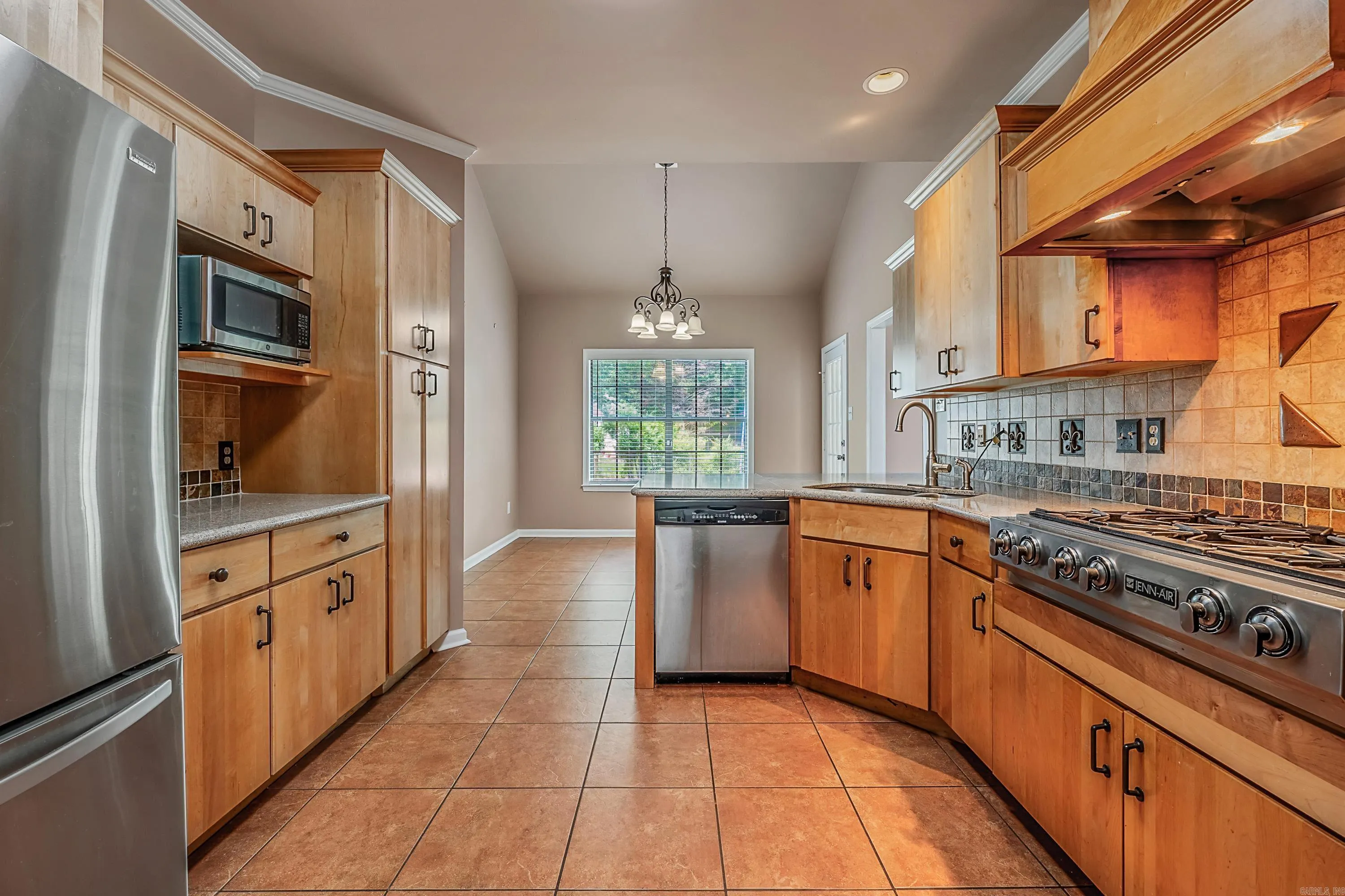 Property at 1237  Kierre - Image 17
