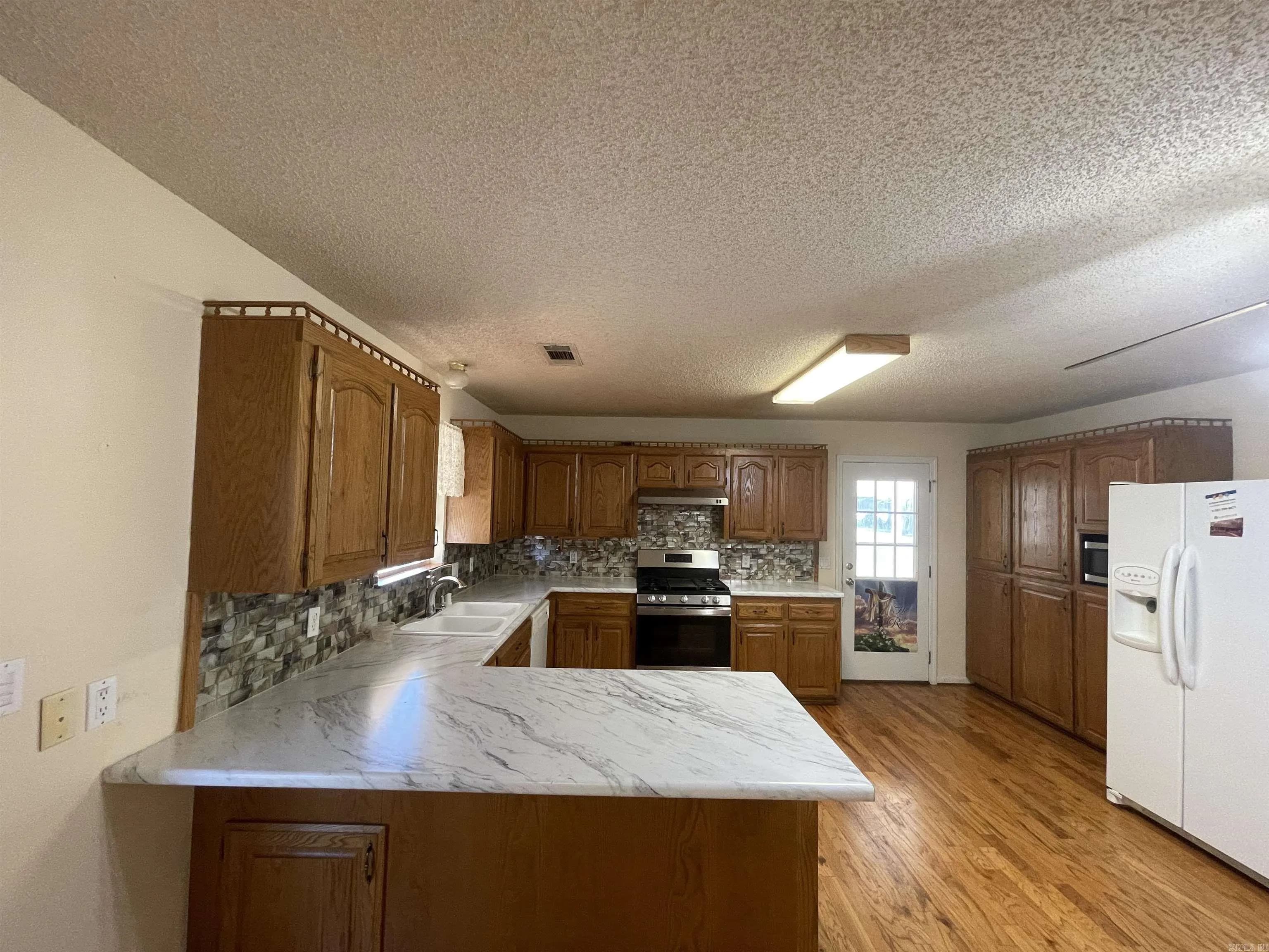 Property at 8146  Carrie drive - Image 10