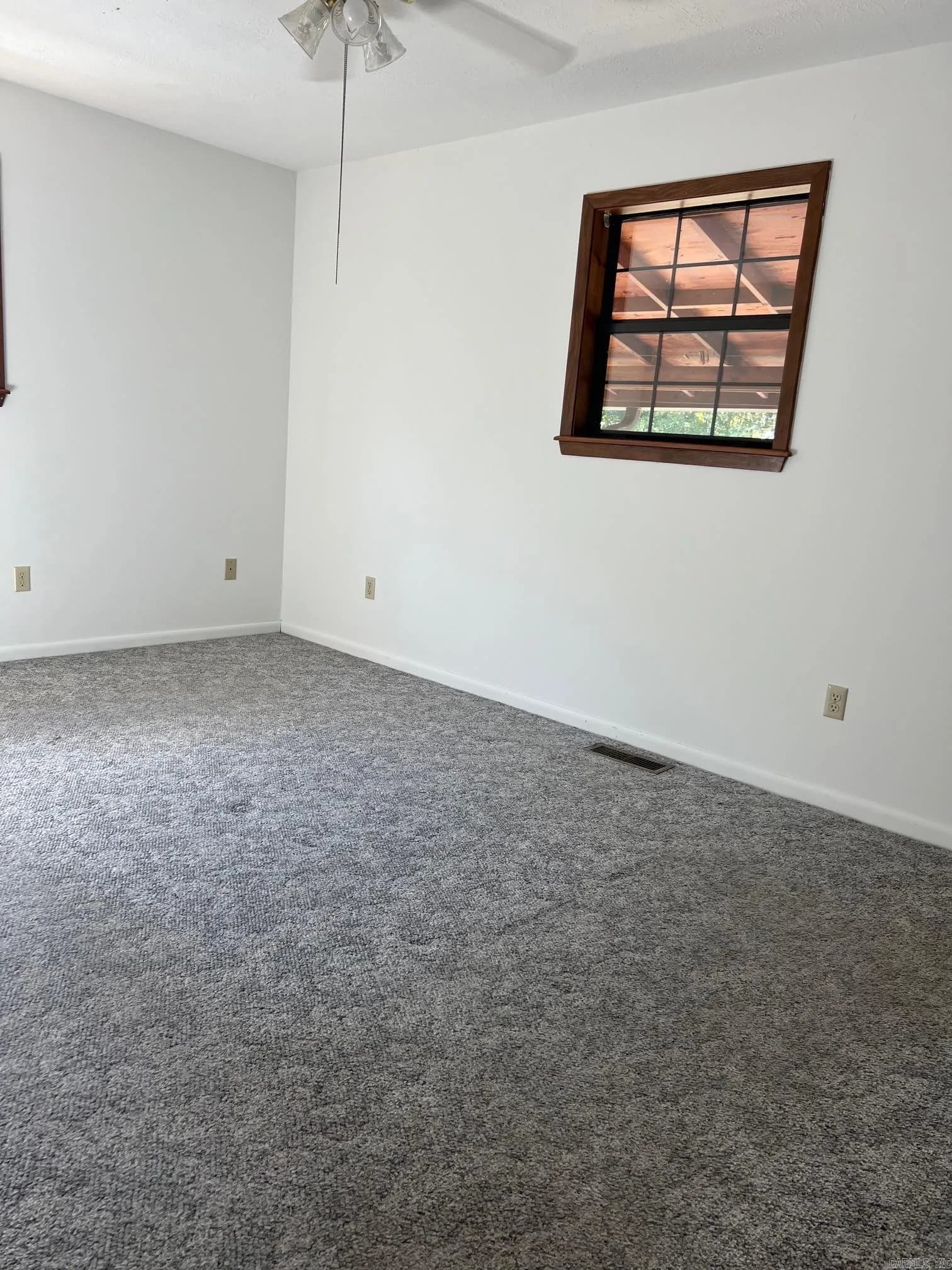 Property at 386  Teal - Image 30