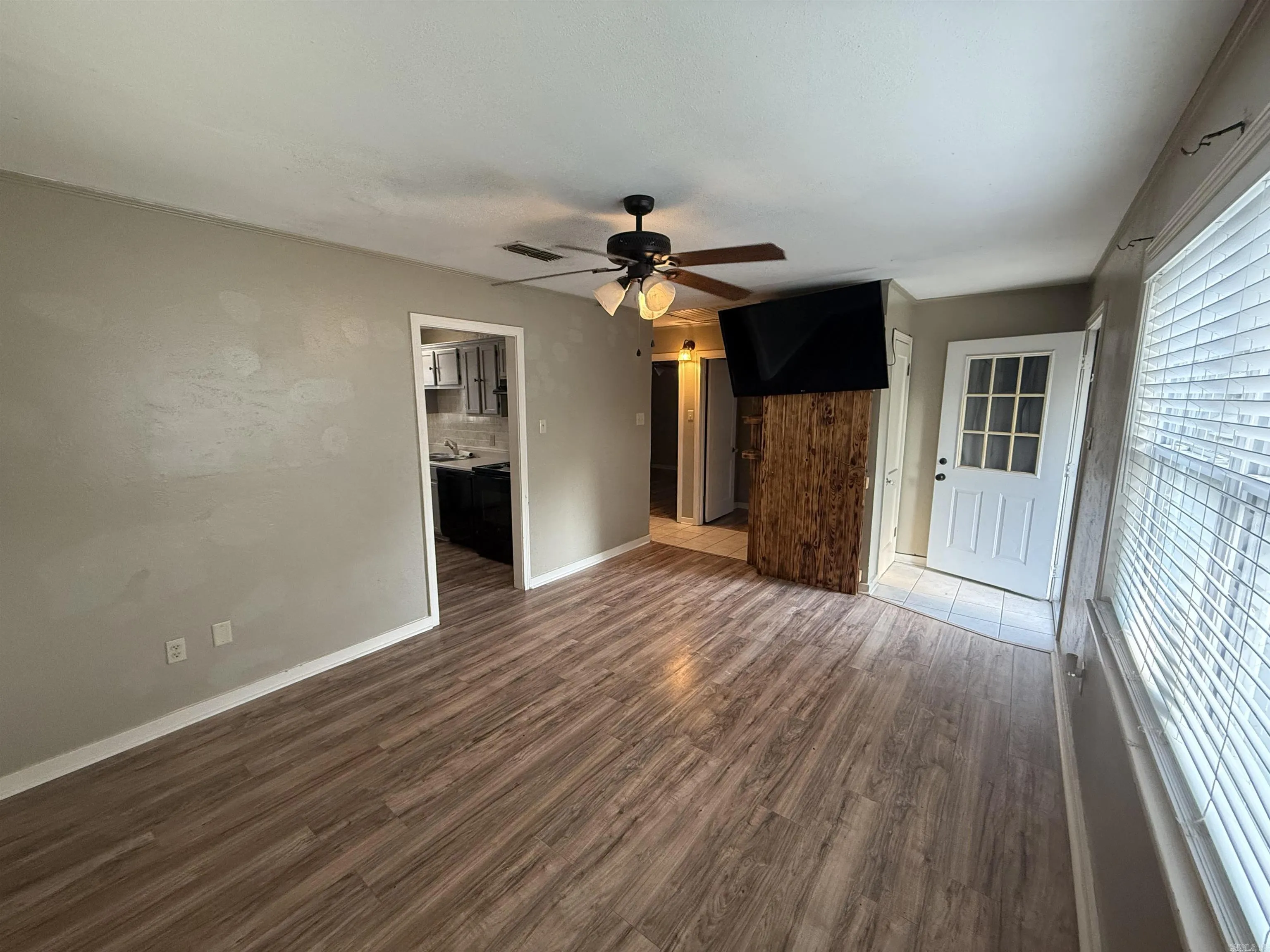 Property at 718  Dalewood - Image 7