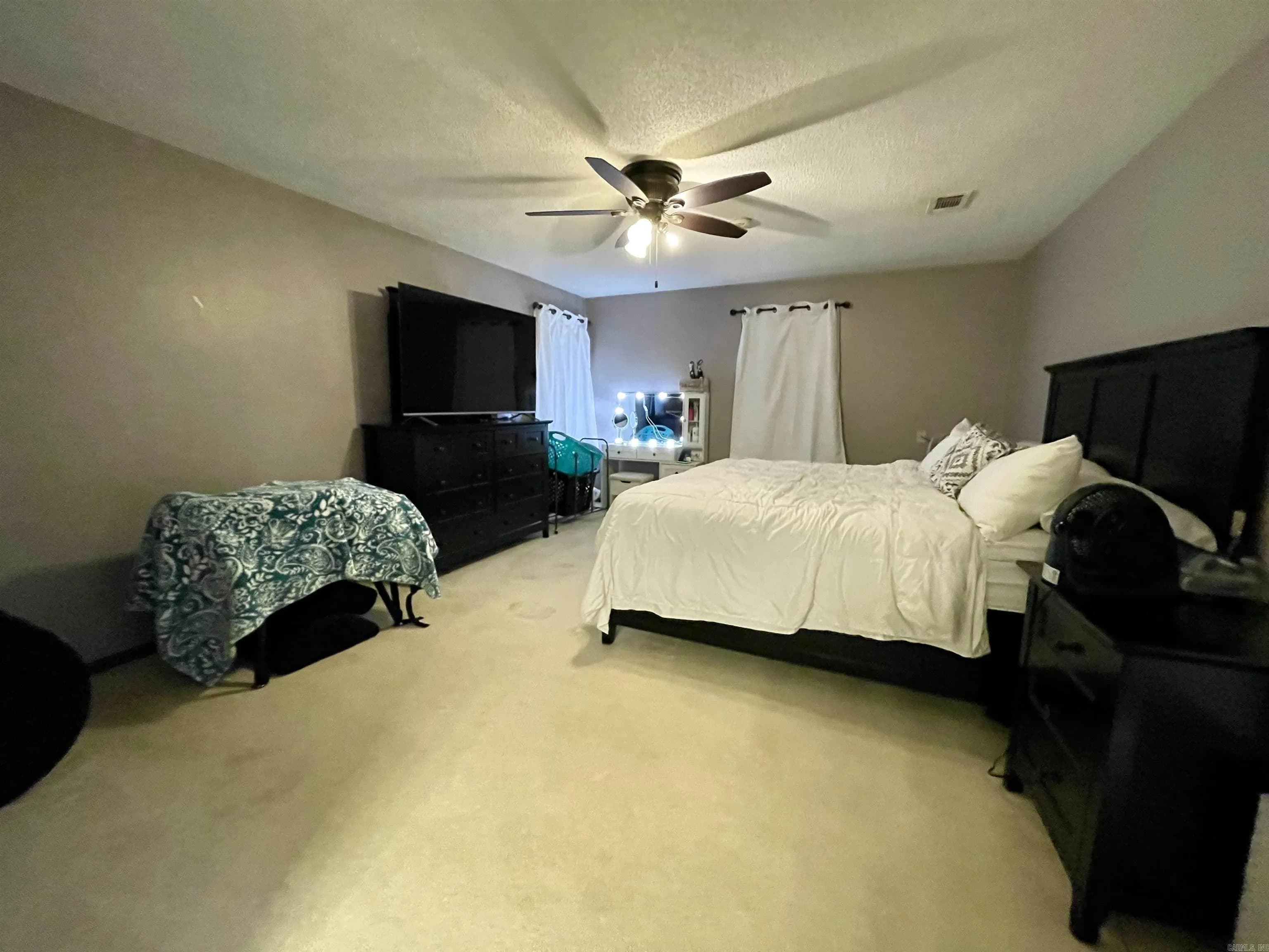 Property at 3304  Springwood - Image 24