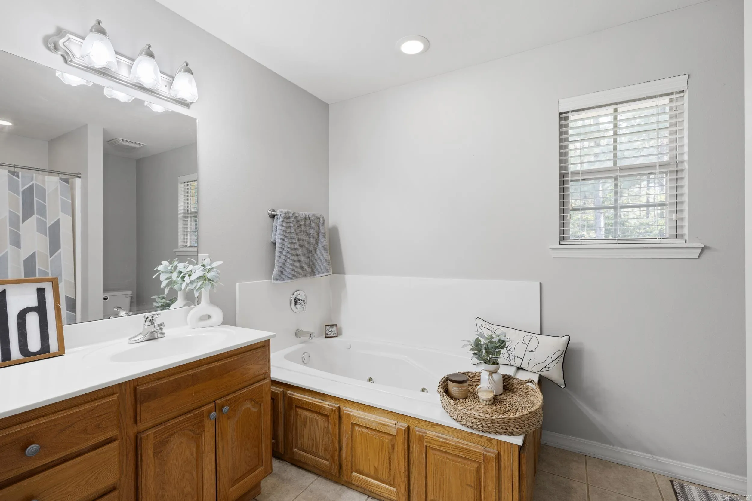 Property at 32  Herring cove - Image 25
