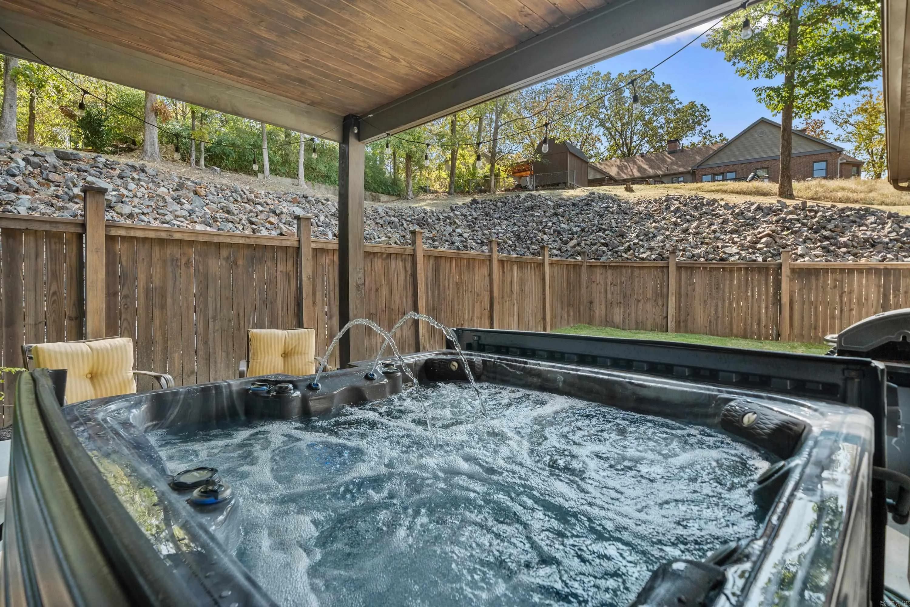 Property at 205  Bellaire loop - Image 42