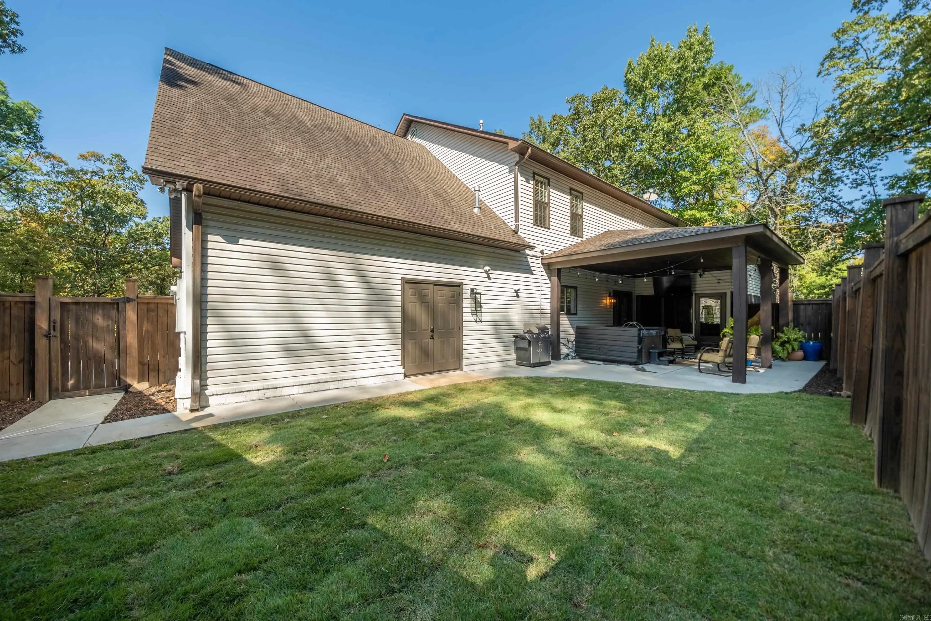 Property at 205  Bellaire loop - Image 45